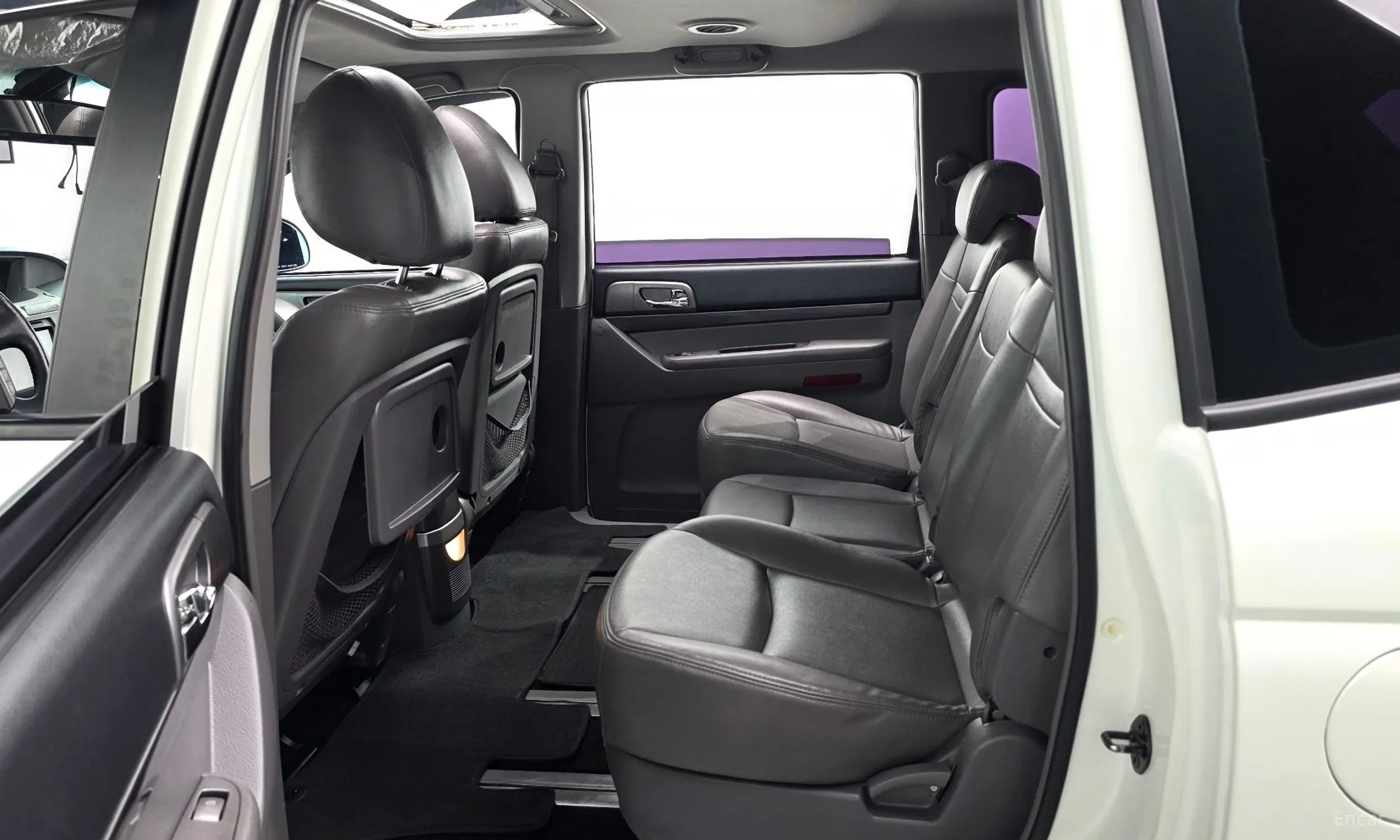 KG Mobility (SsangYong) Korando Turismo превью 12