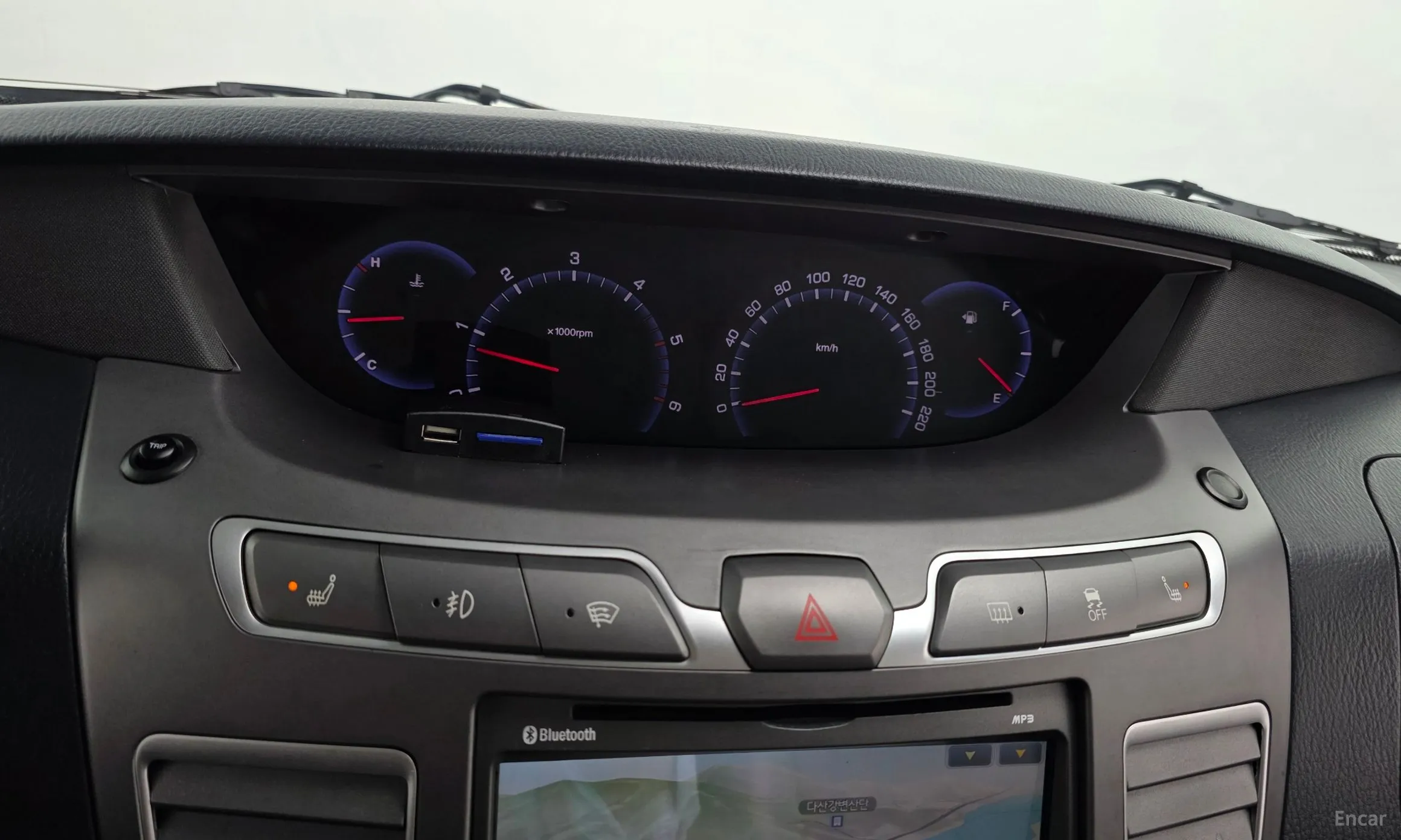 KG Mobility (SsangYong) Korando Turismo превью 16