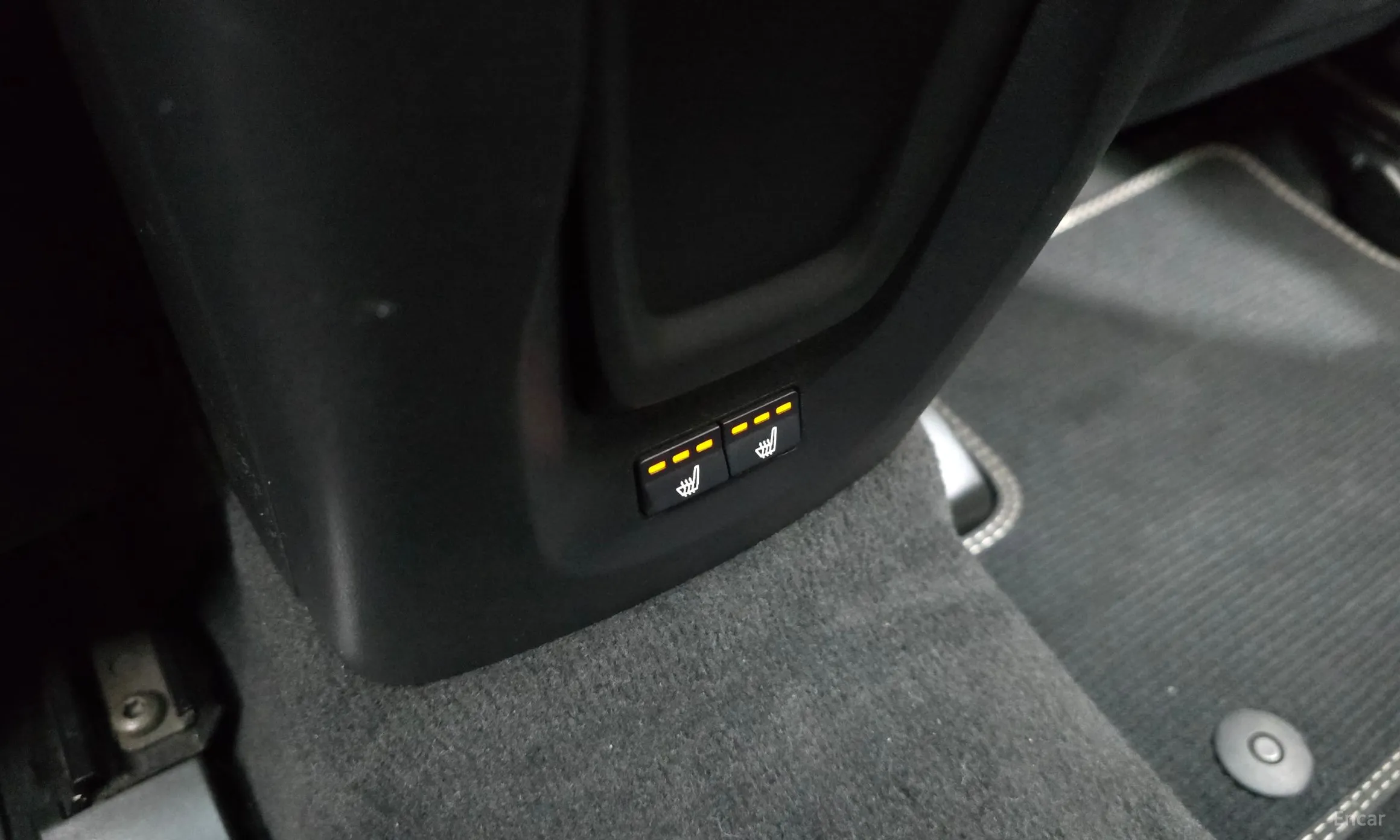 Volvo V40 превью 19