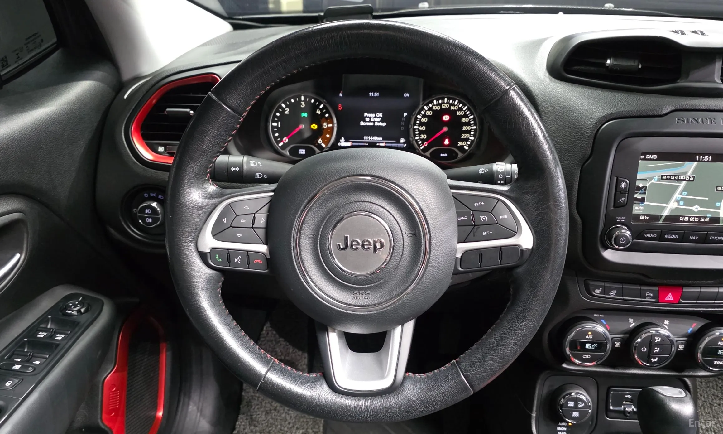 Jeep Renegade превью 13