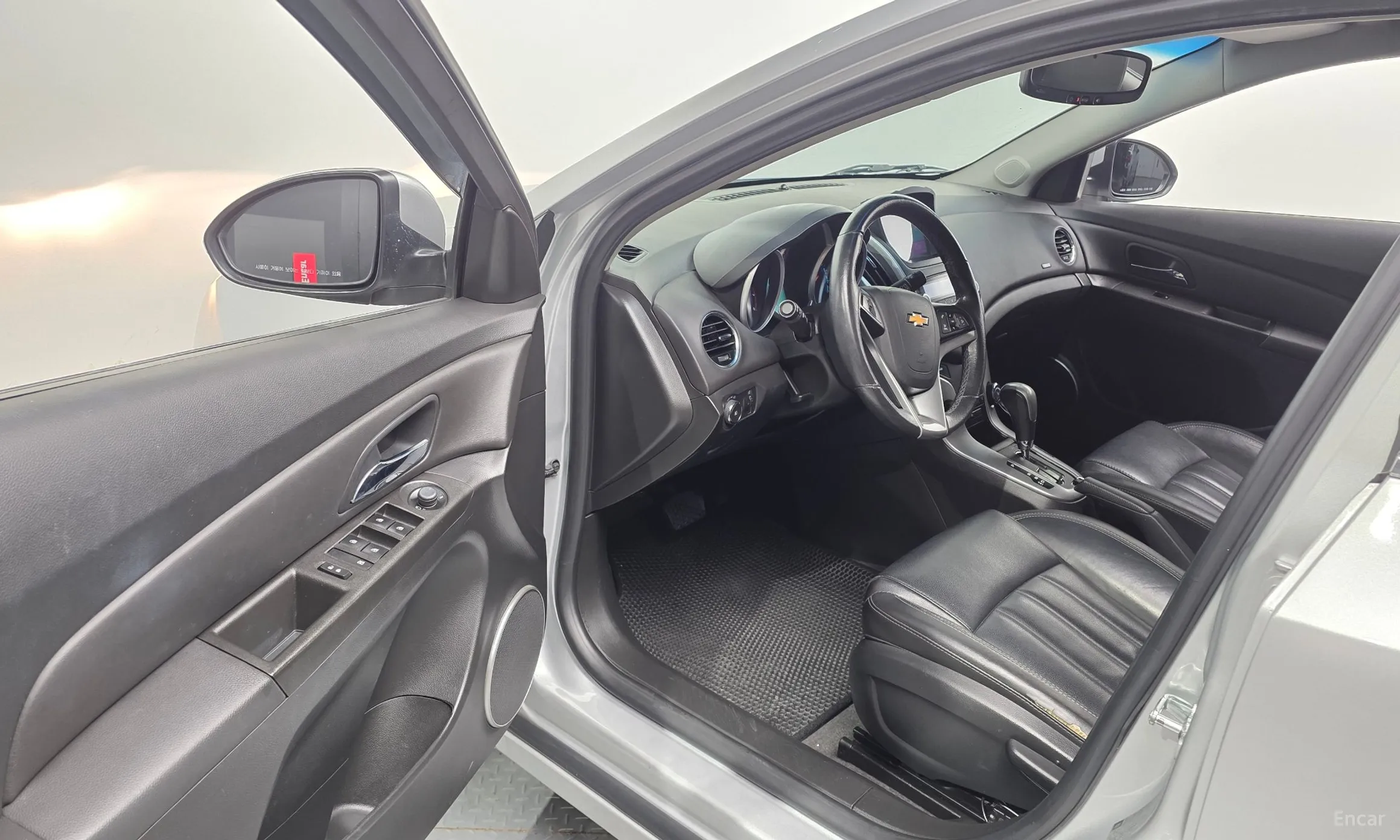 Chevrolet (GM Daewoo) Cruze превью 10