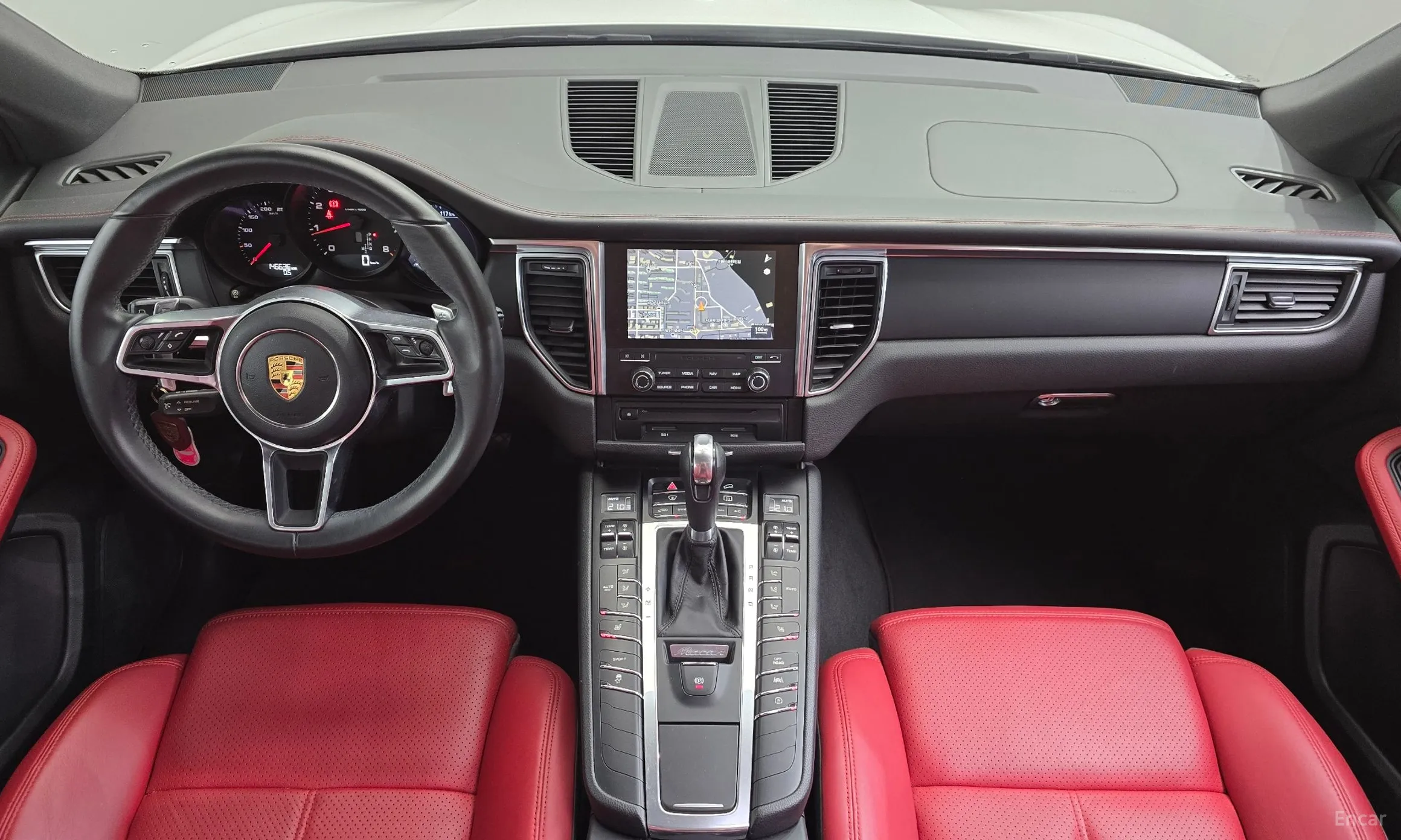 Porsche Macan превью 7