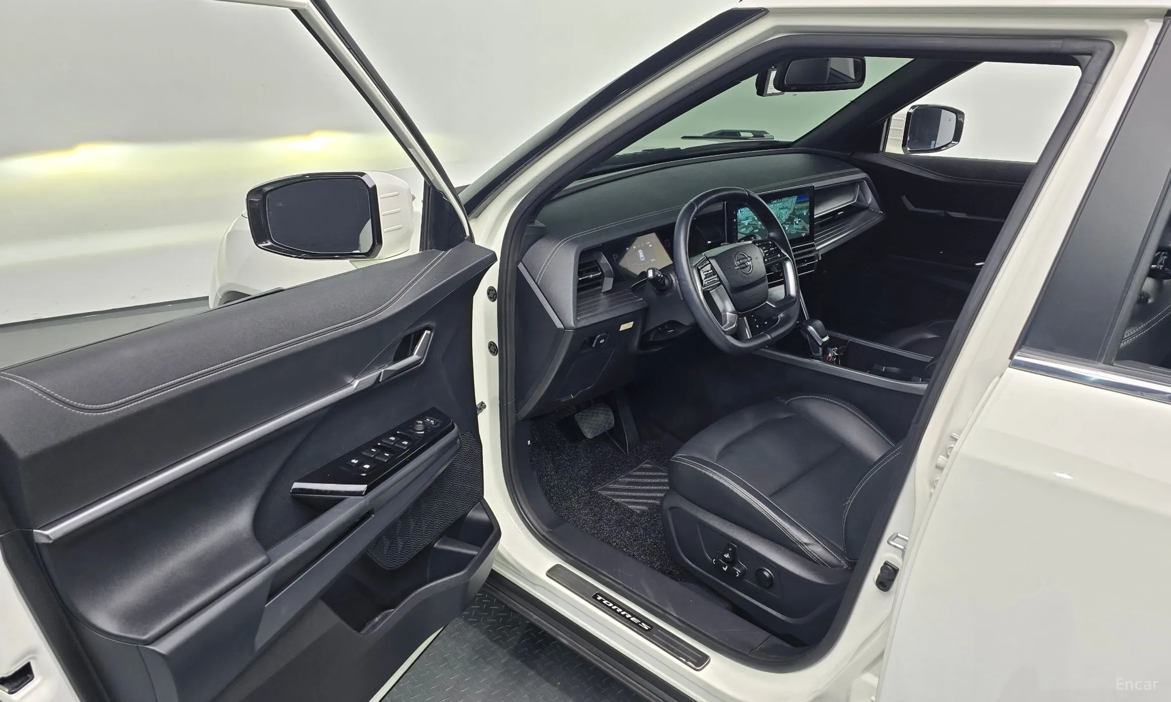 KG Mobility (SsangYong) Torres превью 11
