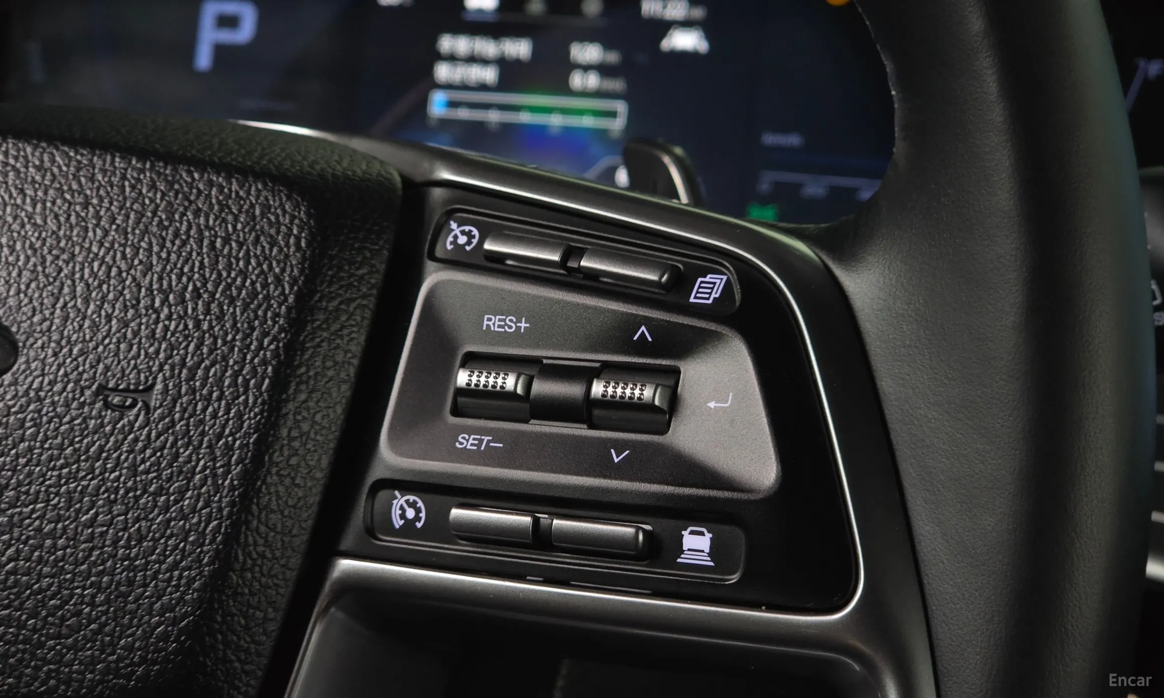 KG Mobility (SsangYong) Torres превью 17