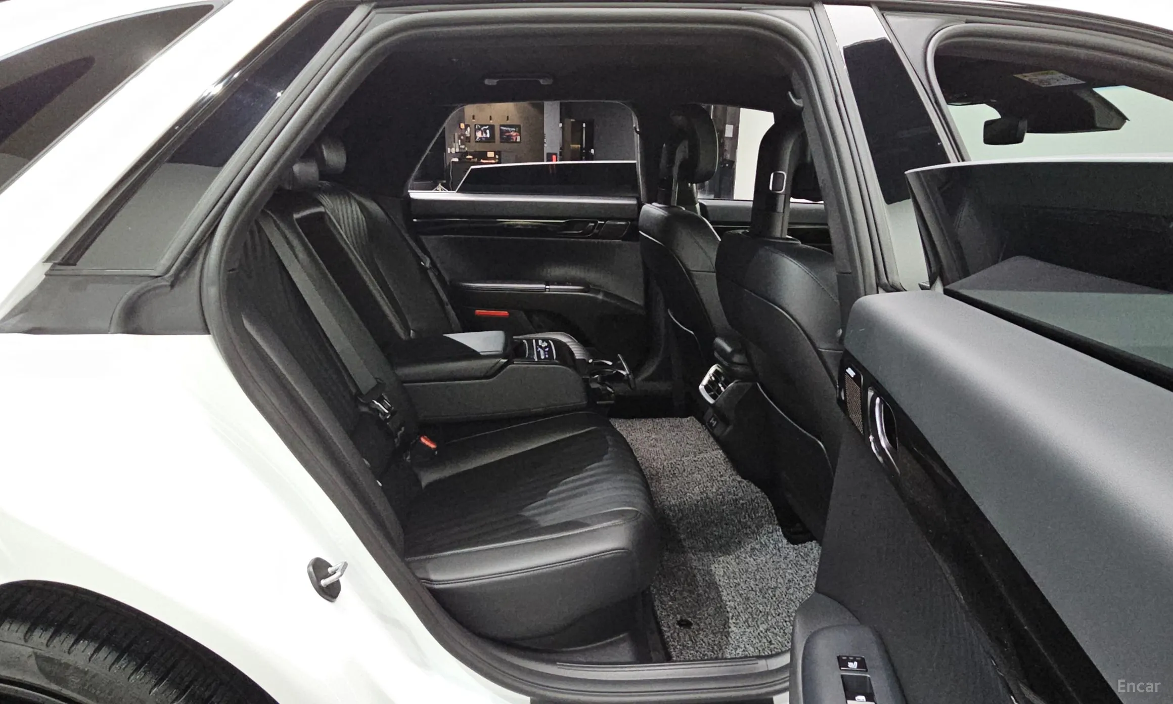 Hyundai Grandeur Hybrid (GN7) превью 11