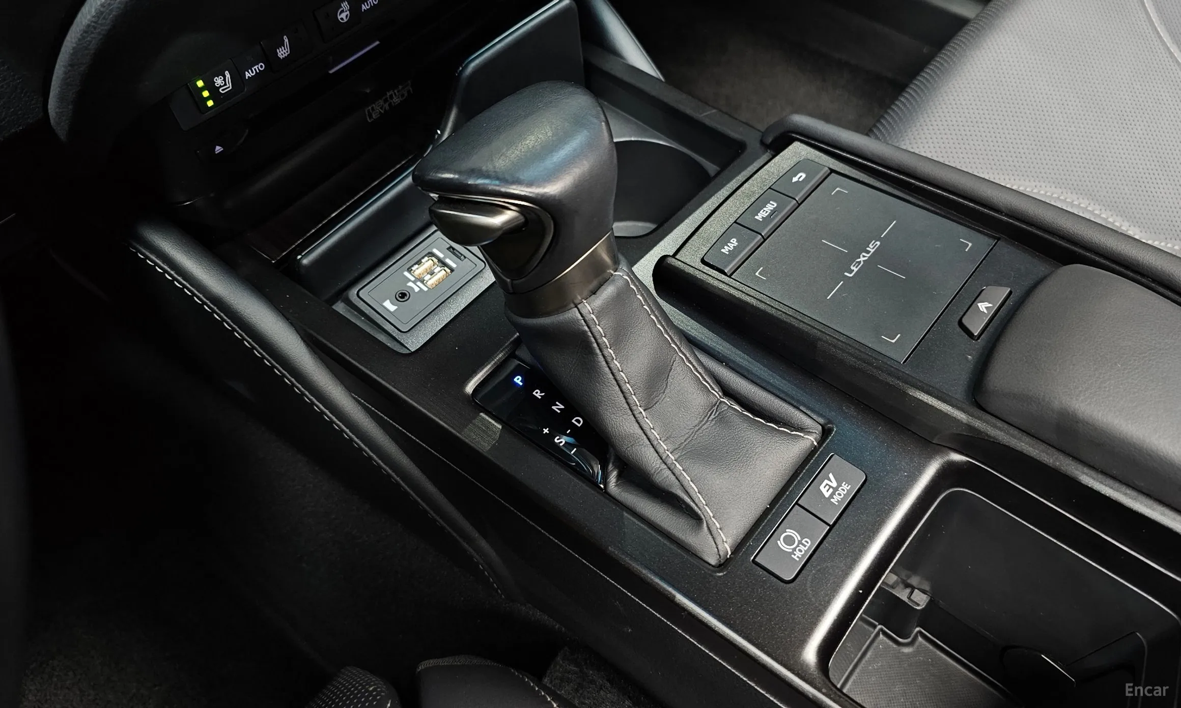 Lexus ES300h 7th Generation превью 9