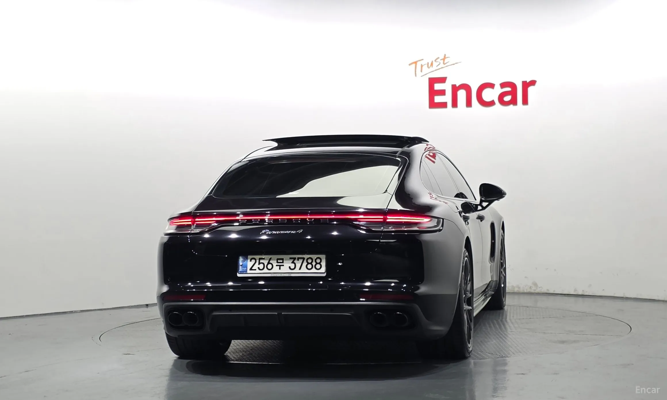 Porsche Panamera (971) превью 4