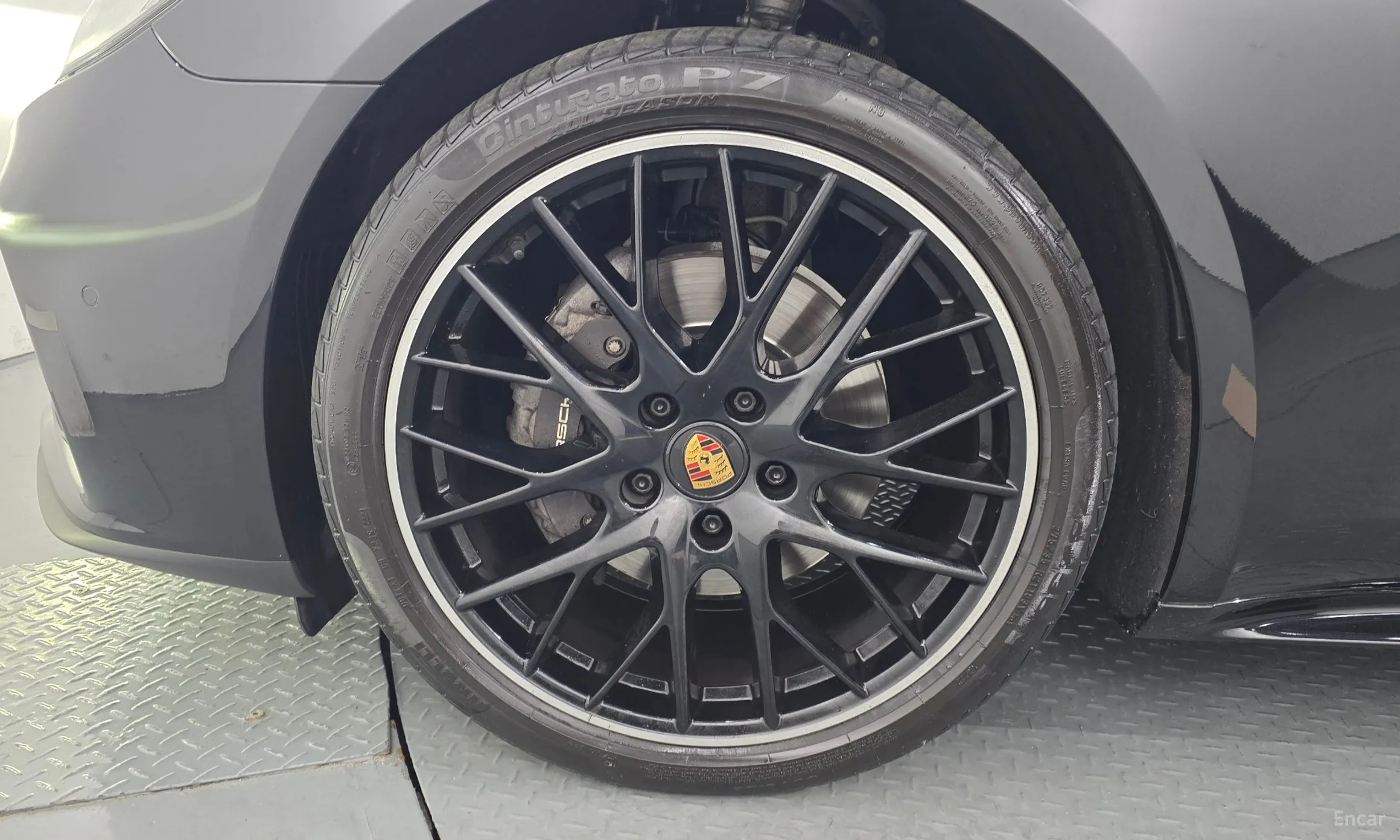 Porsche Panamera (971) превью 5