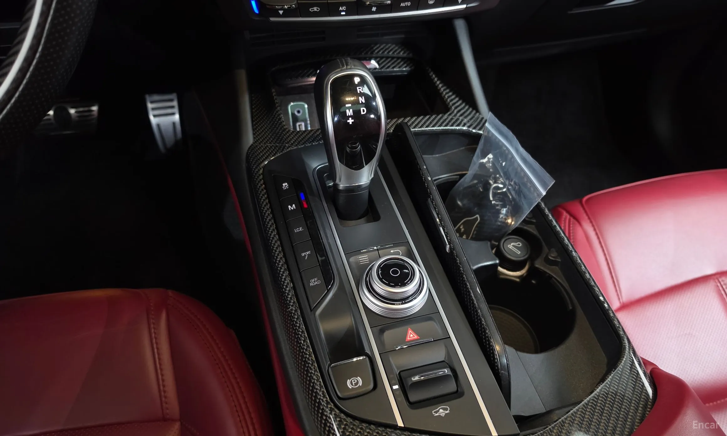 Maserati Levante превью 9