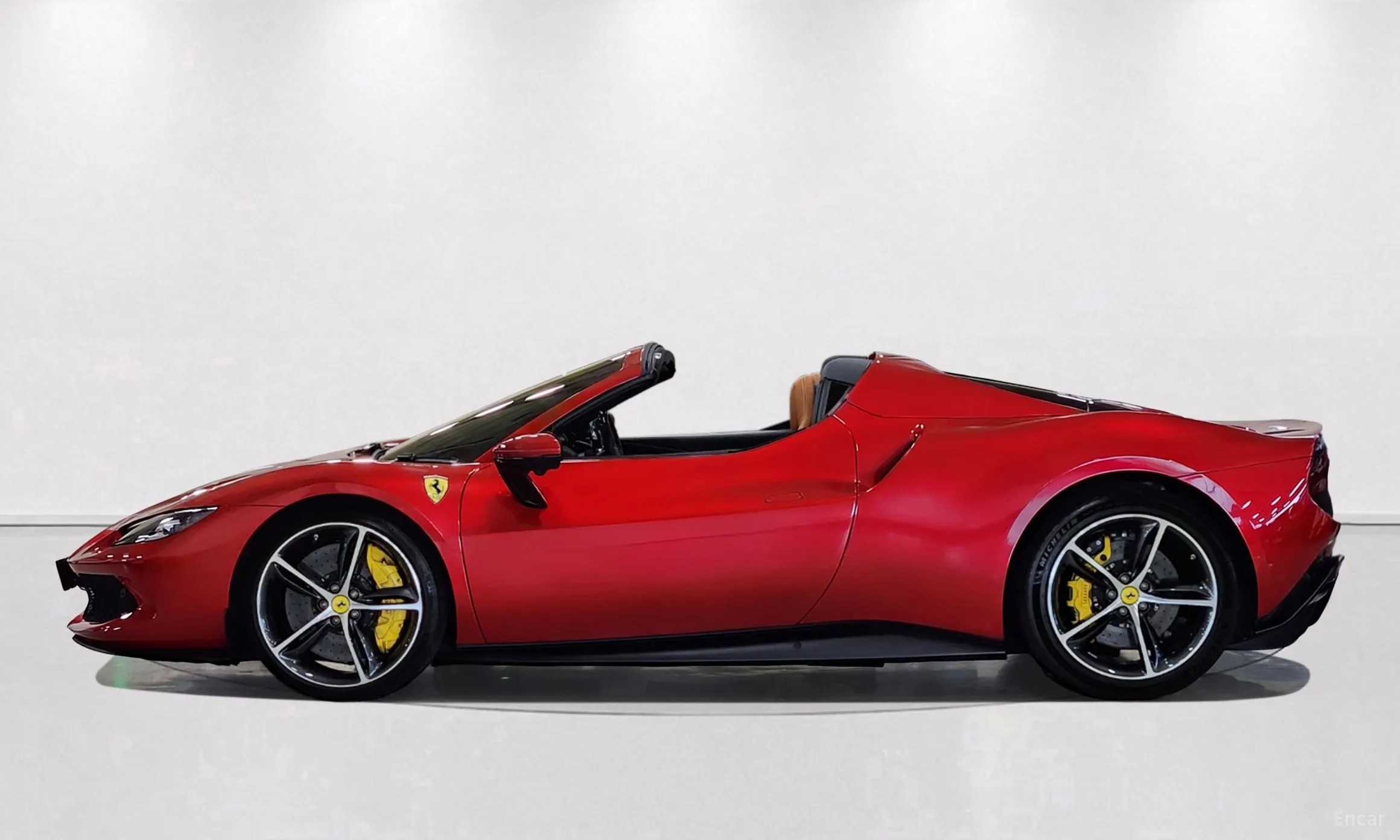 Ferrari 296 GTS превью 9