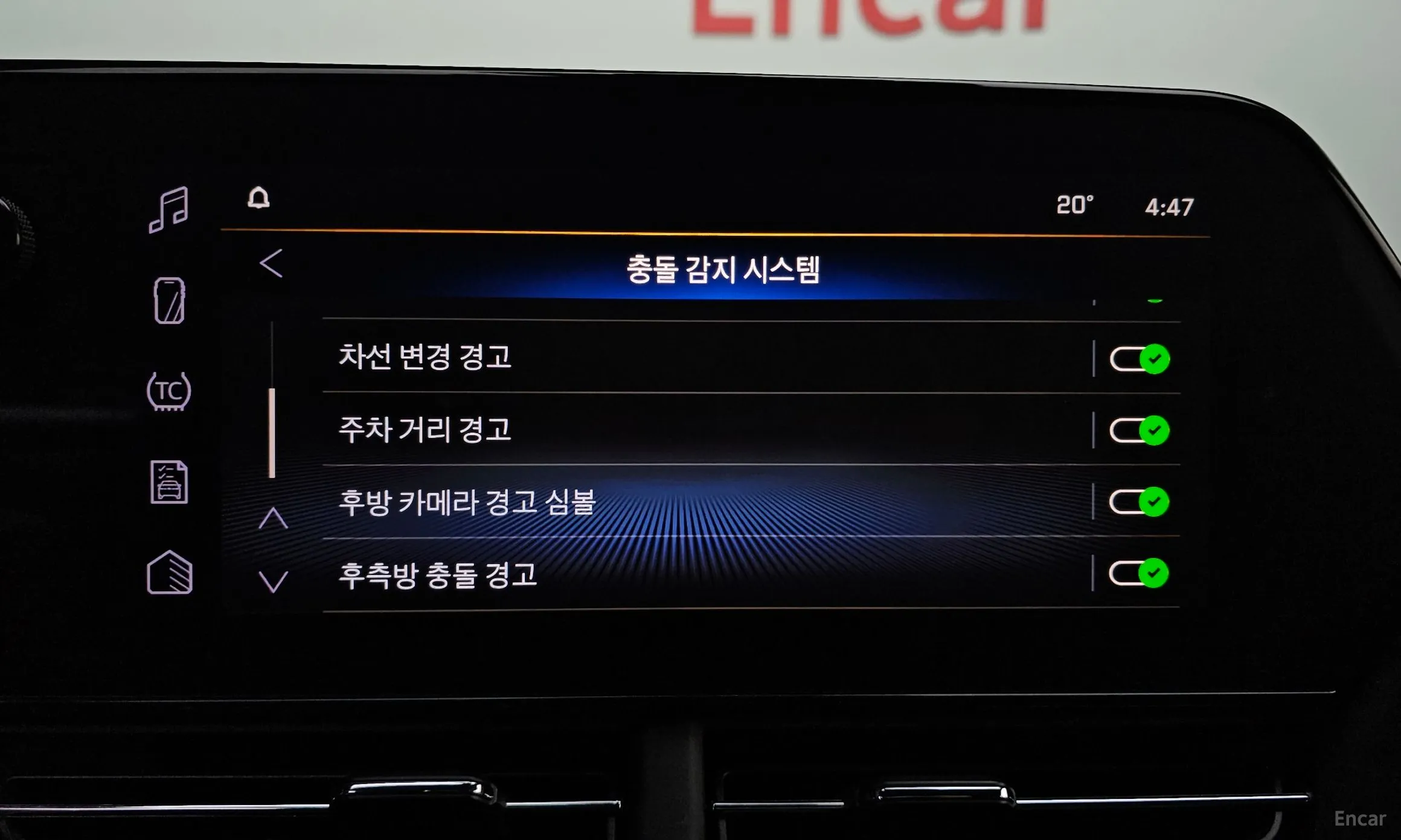 Chevrolet (GM Daewoo) Trax Crossover превью 20