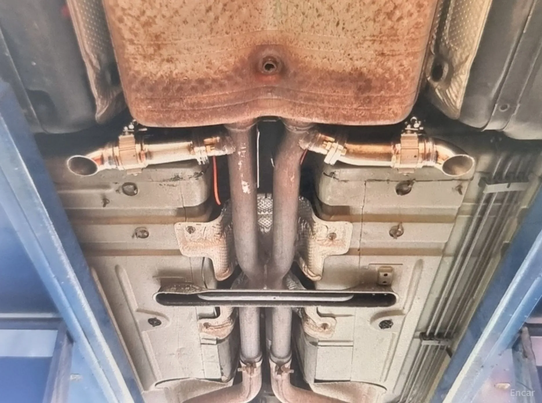 Chrysler 300C превью 14