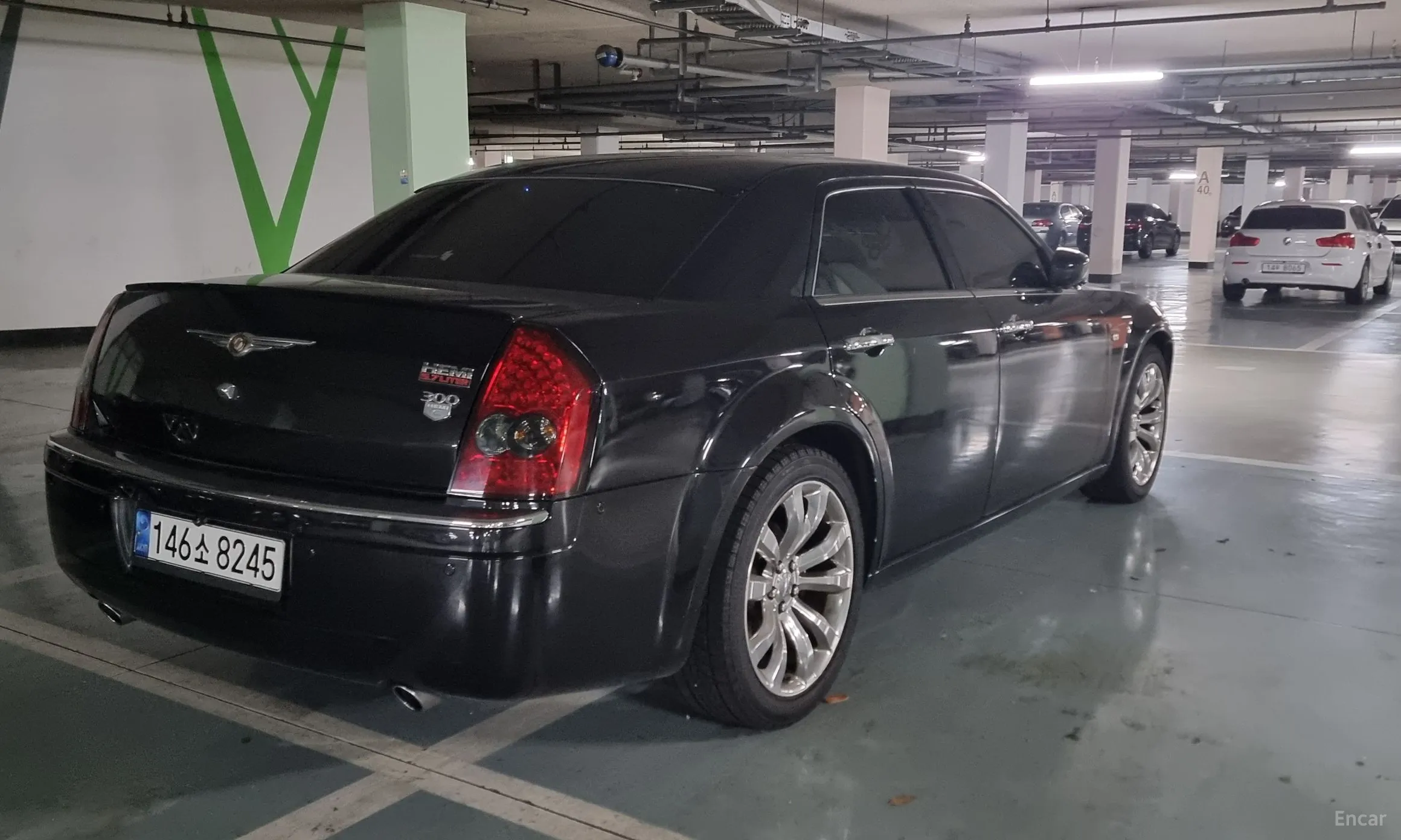 Chrysler 300C превью 6