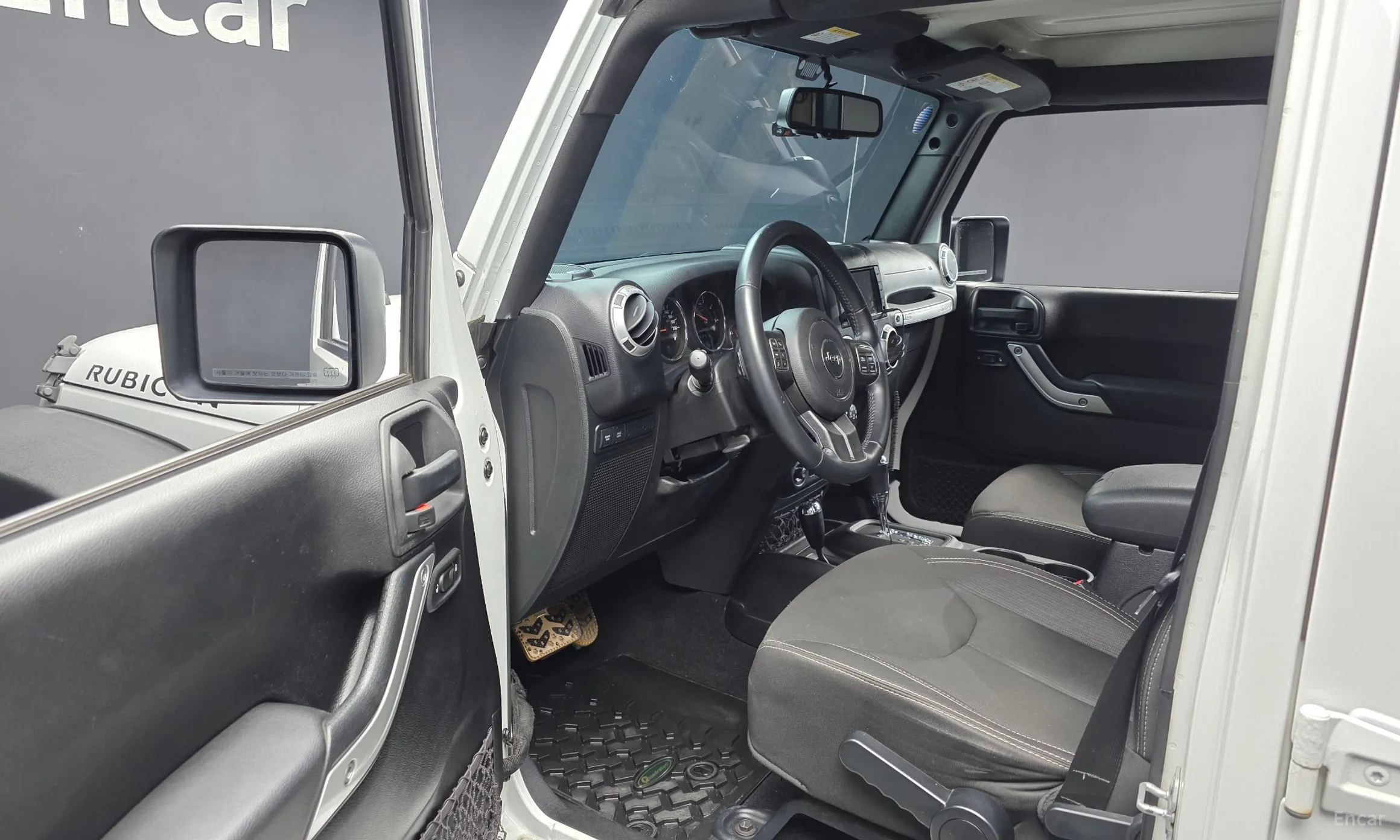 Jeep Wrangler (JK) превью 10