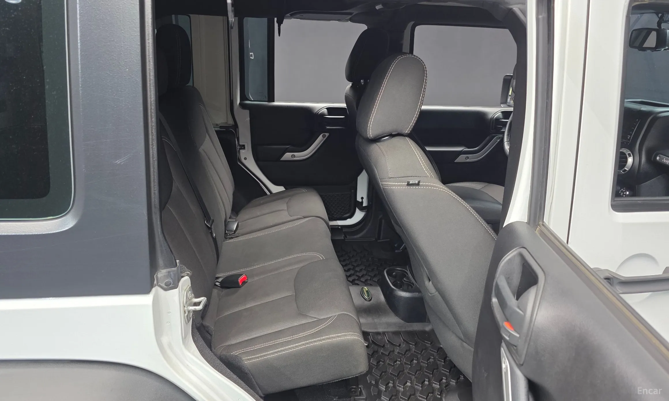 Jeep Wrangler (JK) превью 12