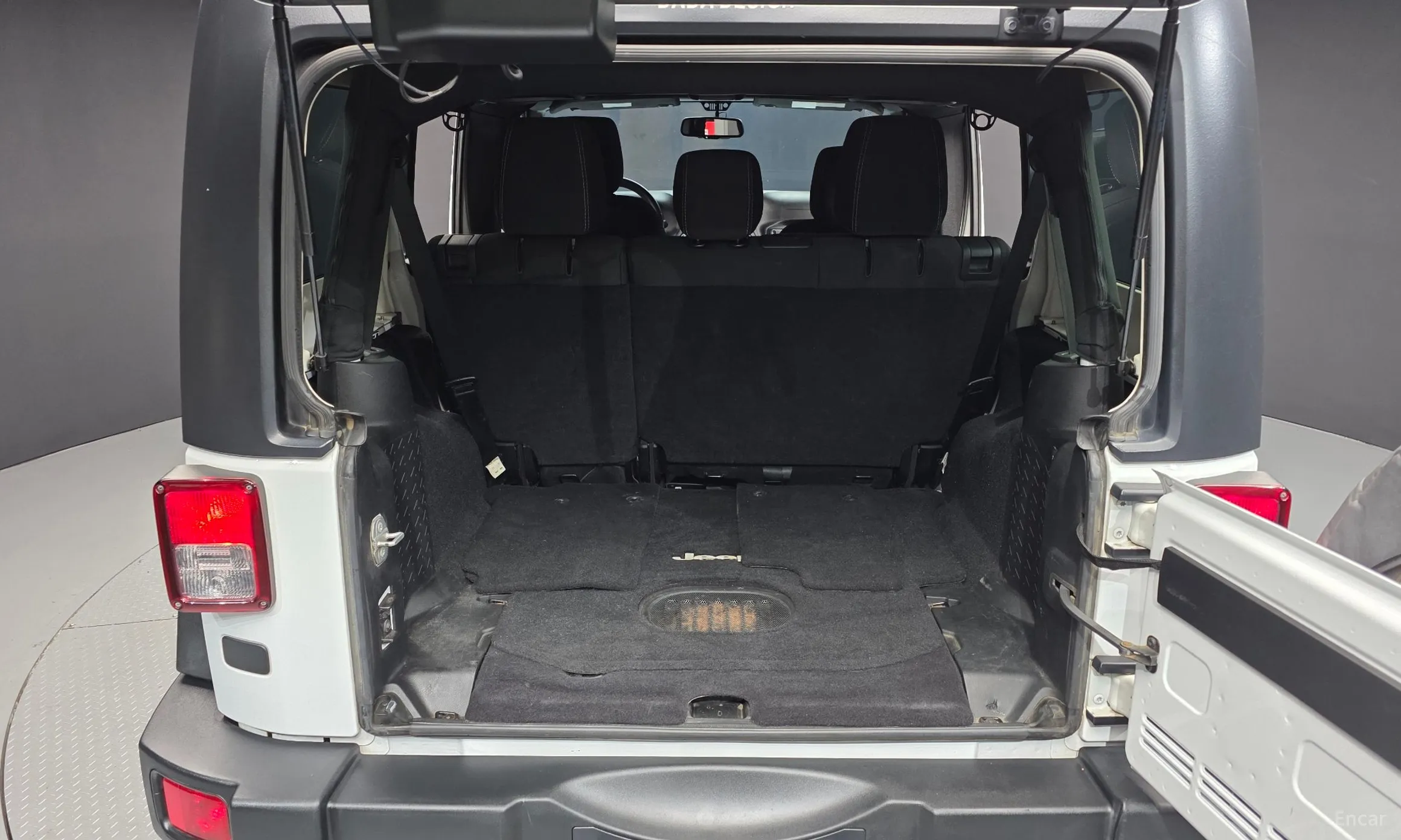 Jeep Wrangler (JK) превью 20