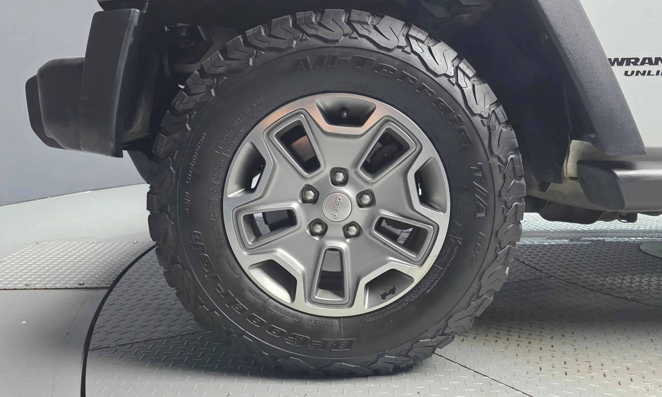 Jeep Wrangler (JK) превью 5