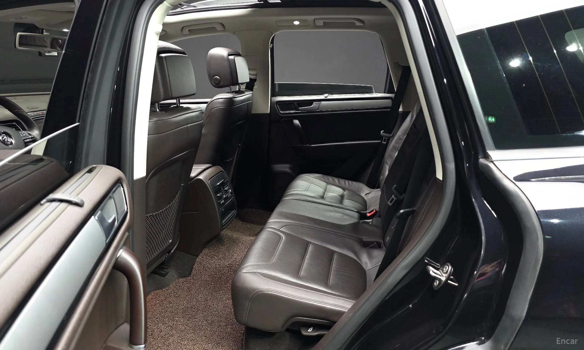 Volkswagen New Touareg превью 12