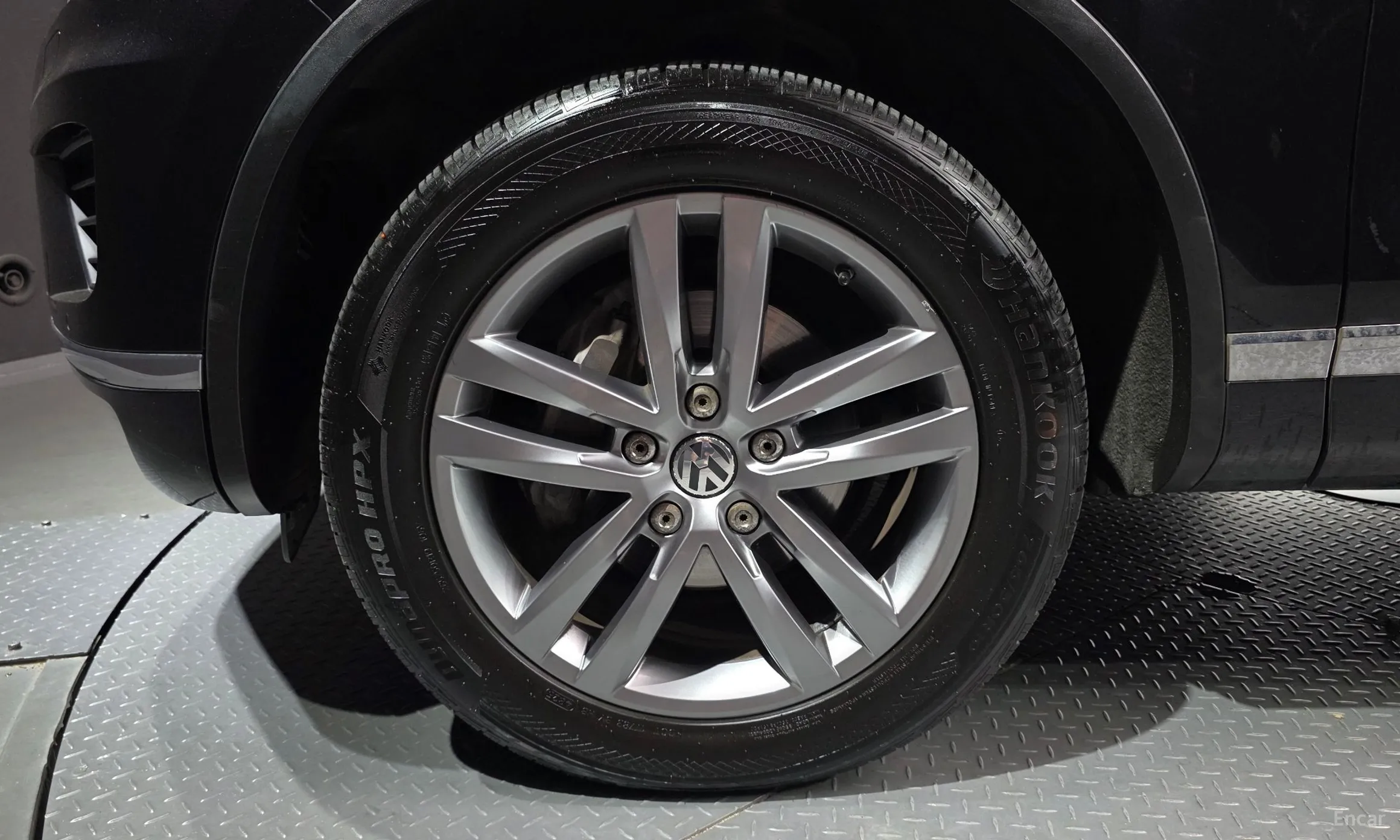 Volkswagen New Touareg превью 5
