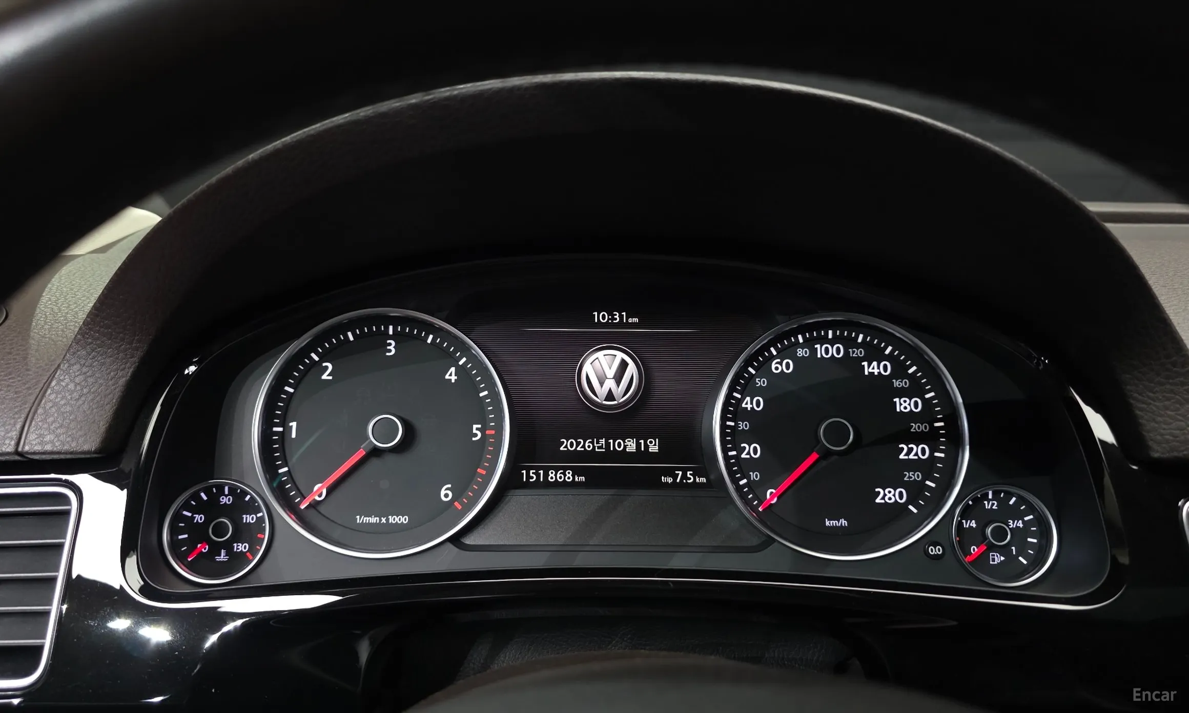 Volkswagen New Touareg превью 8