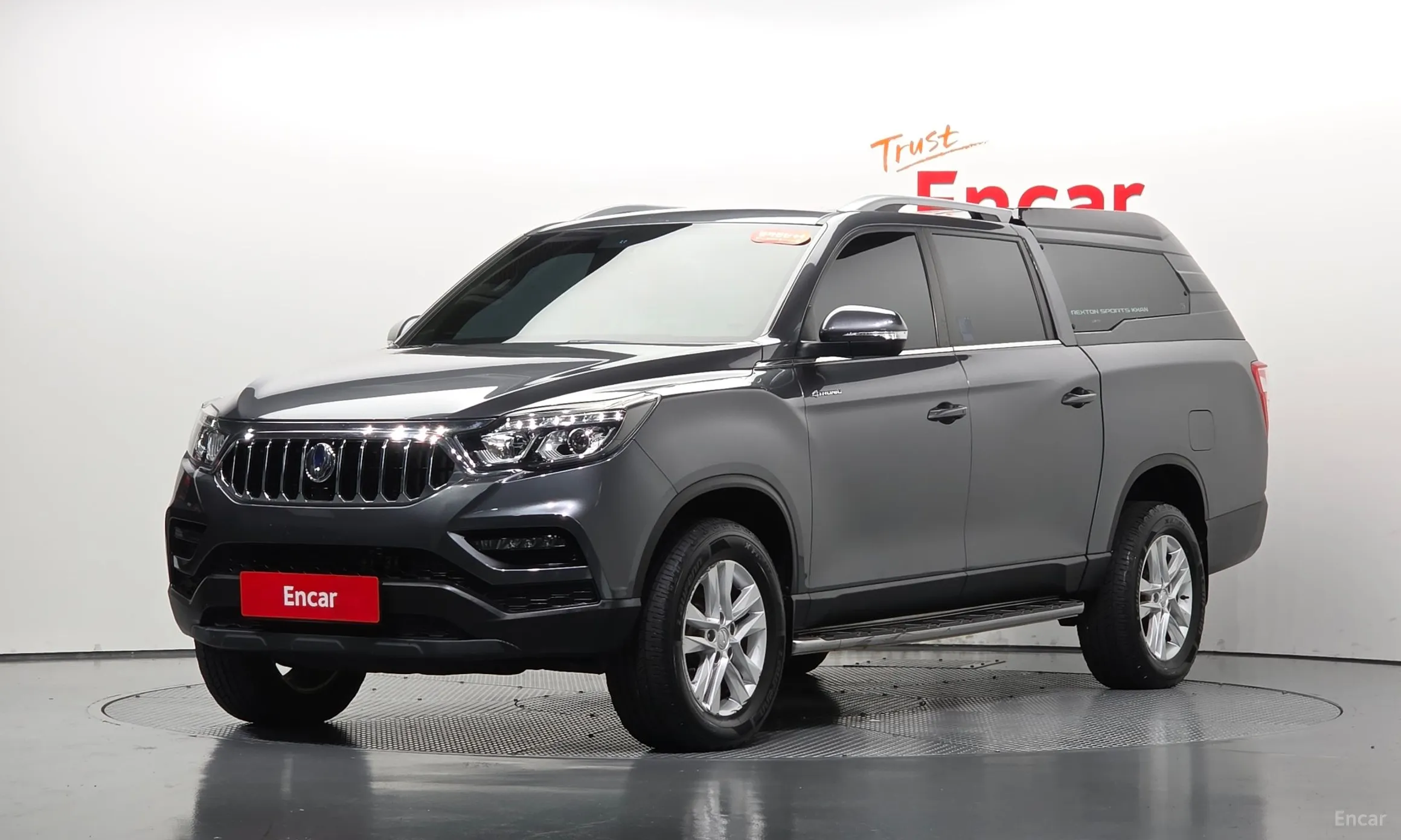 Rexton Sports Khan