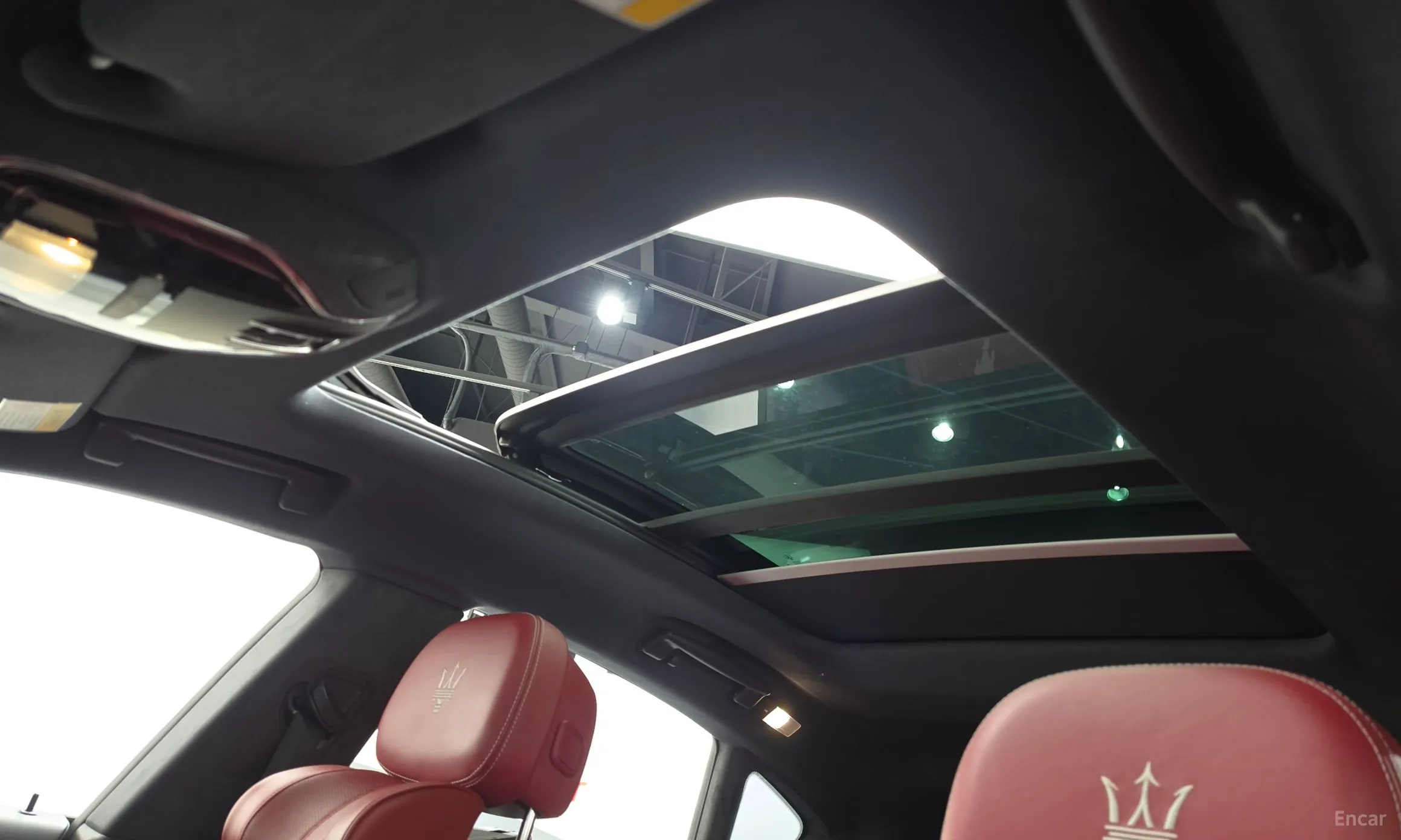 Maserati Levante превью 19