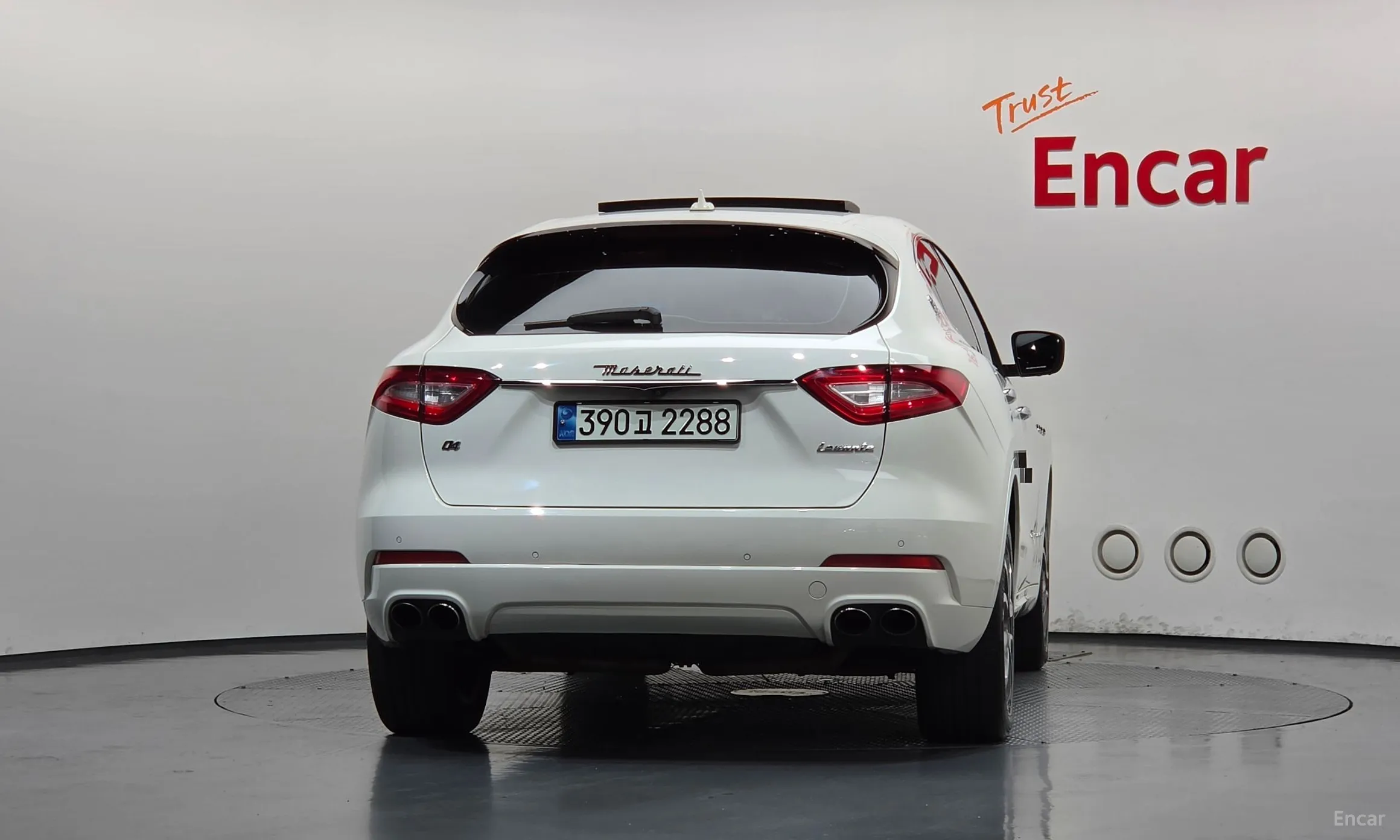 Maserati Levante превью 4