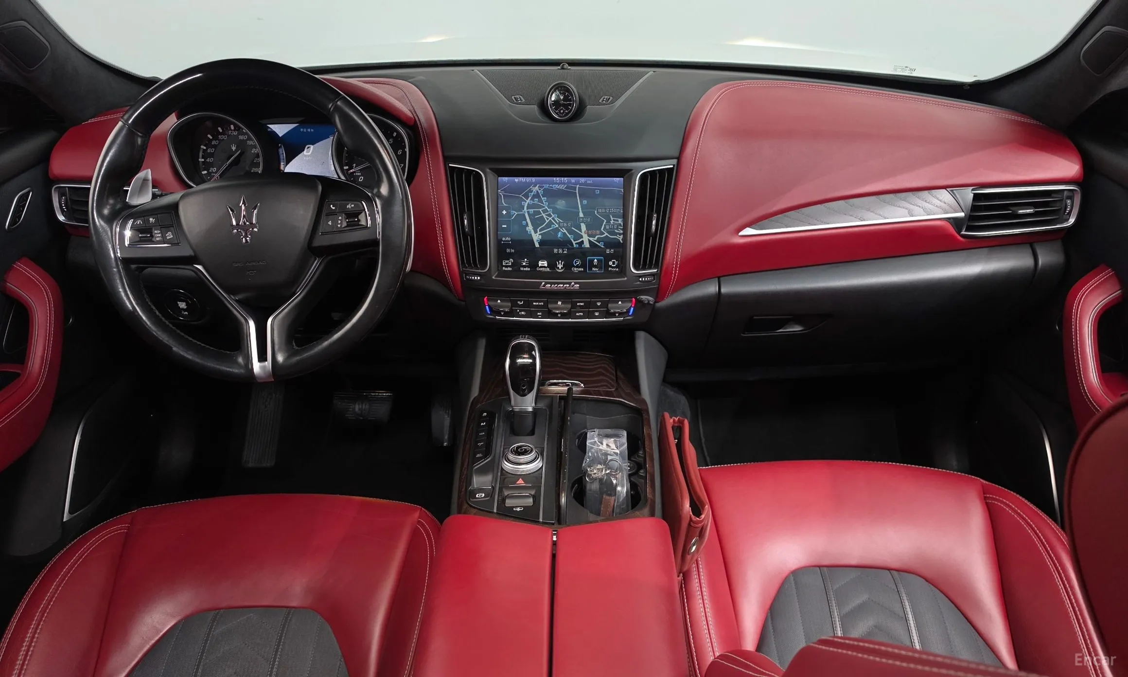 Maserati Levante превью 7