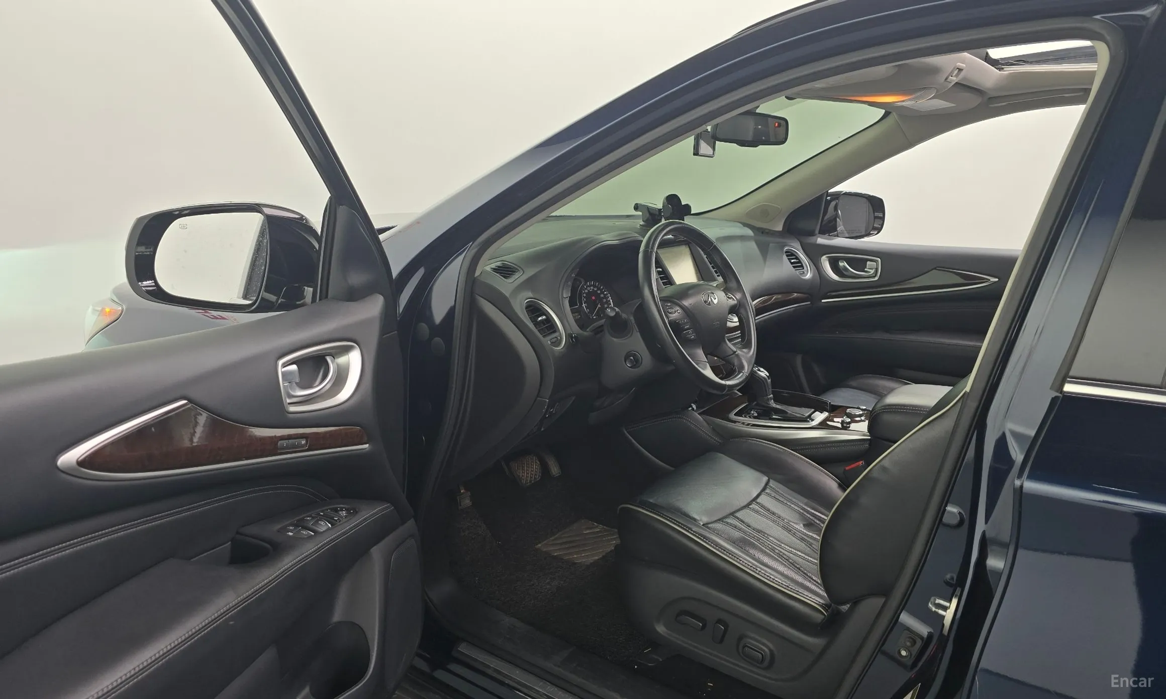 Infiniti QX60 превью 10