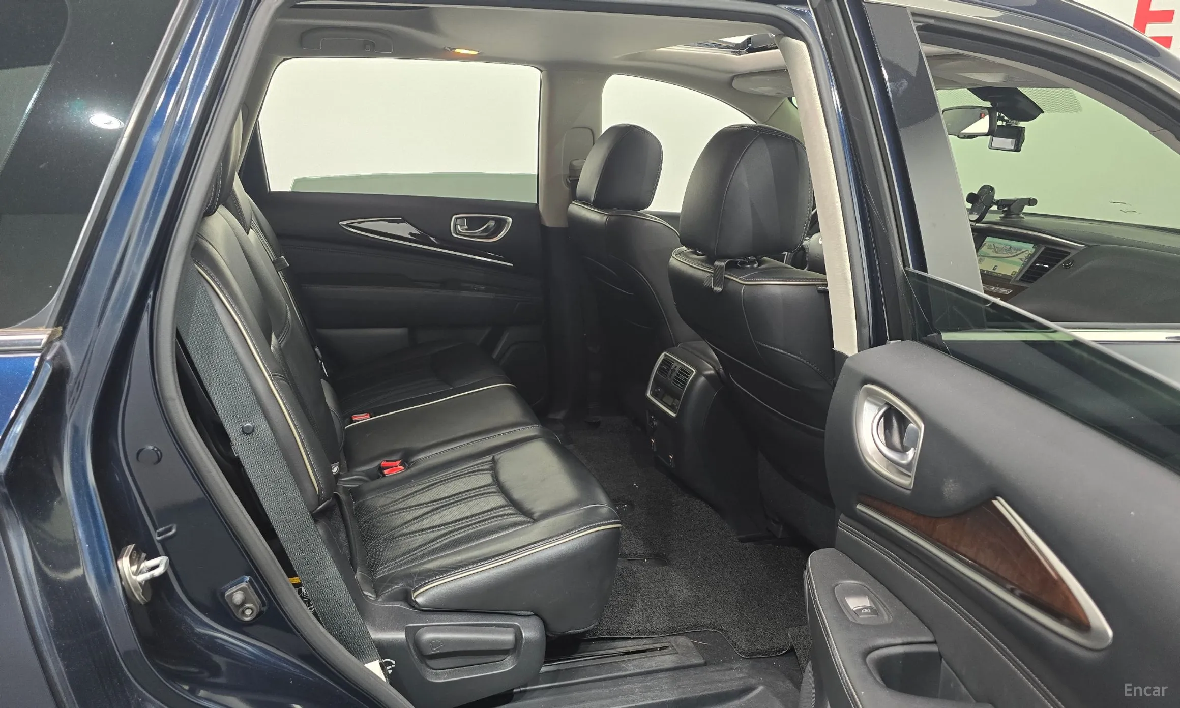 Infiniti QX60 превью 11