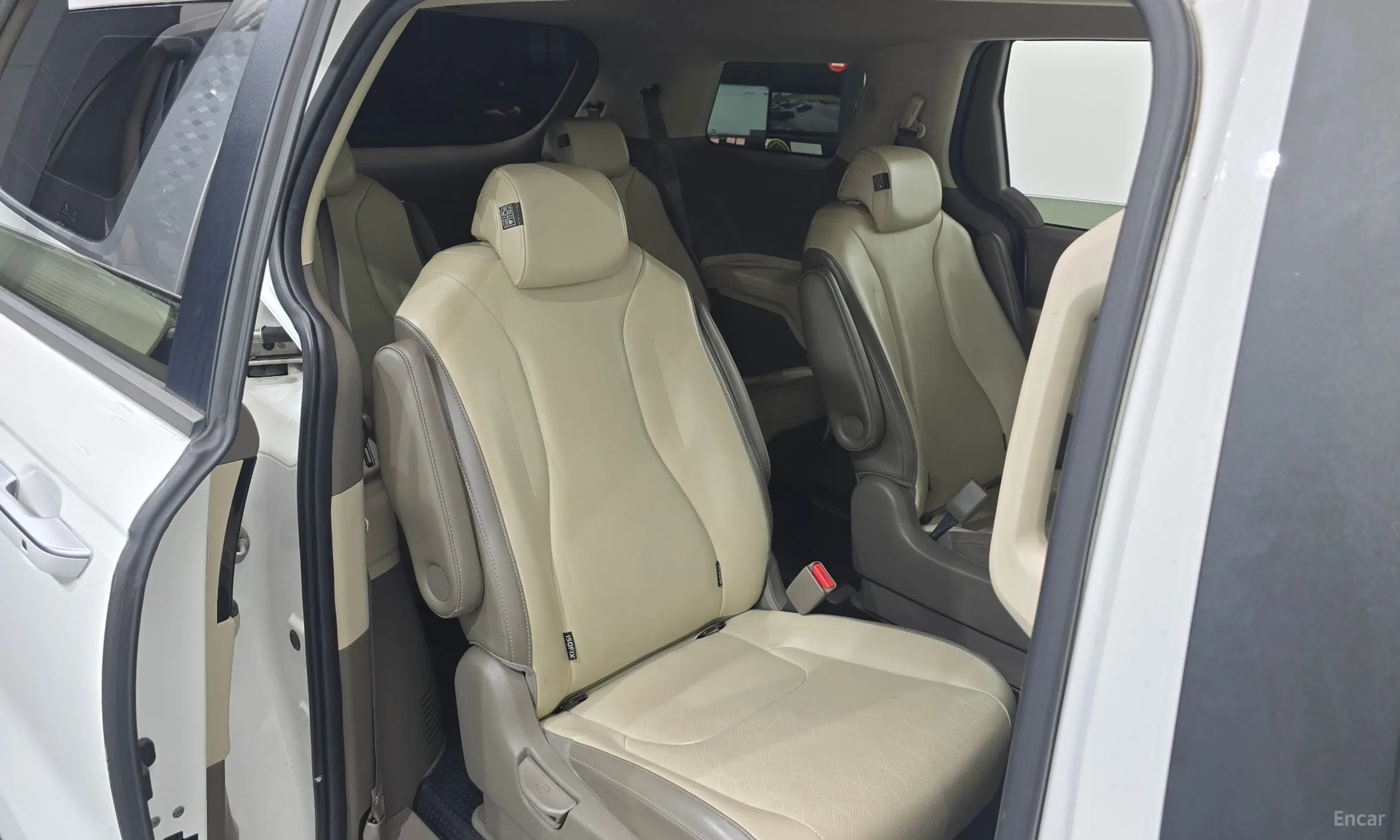 Kia Carnival Gen 4 превью 11