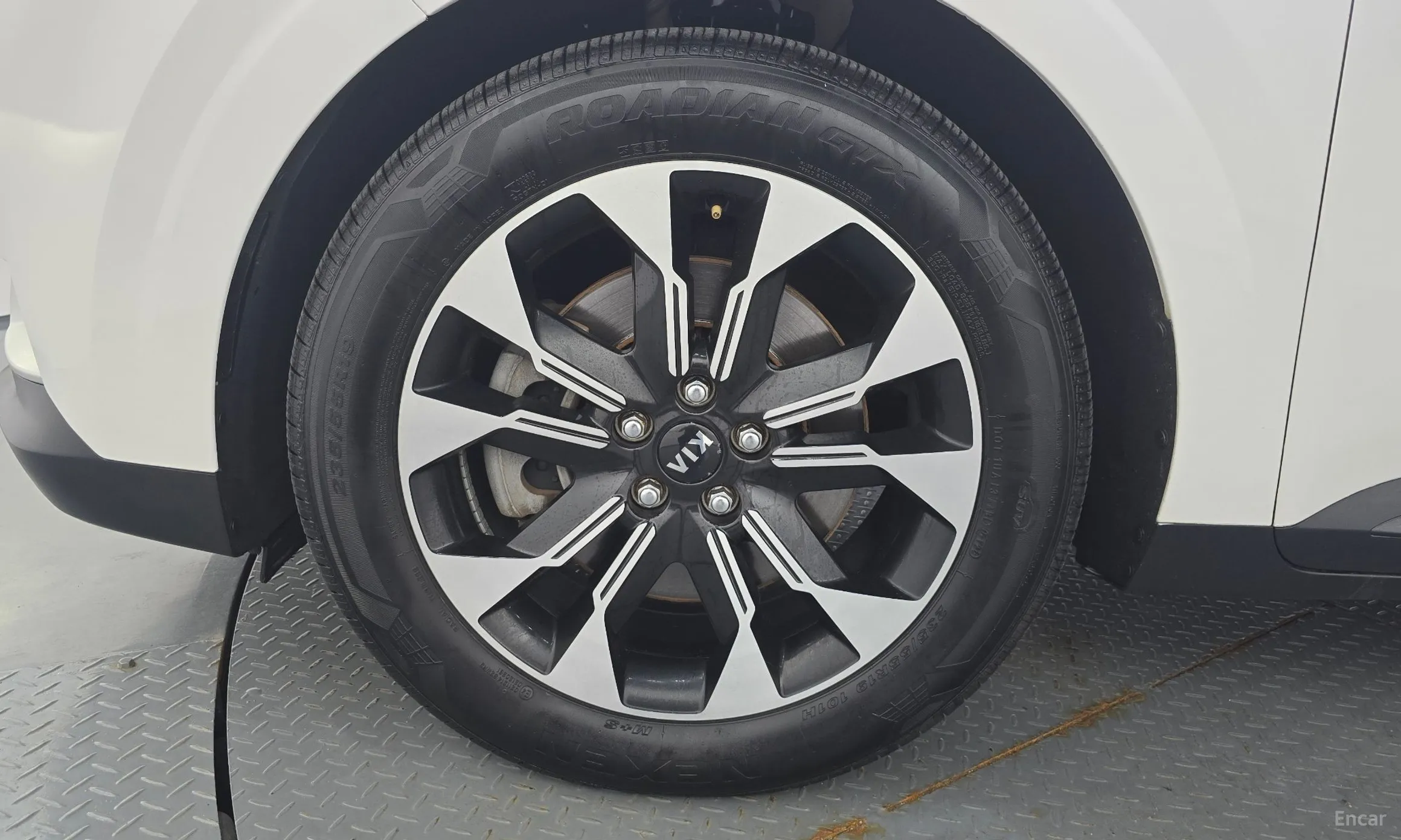 Kia Carnival Gen 4 превью 5