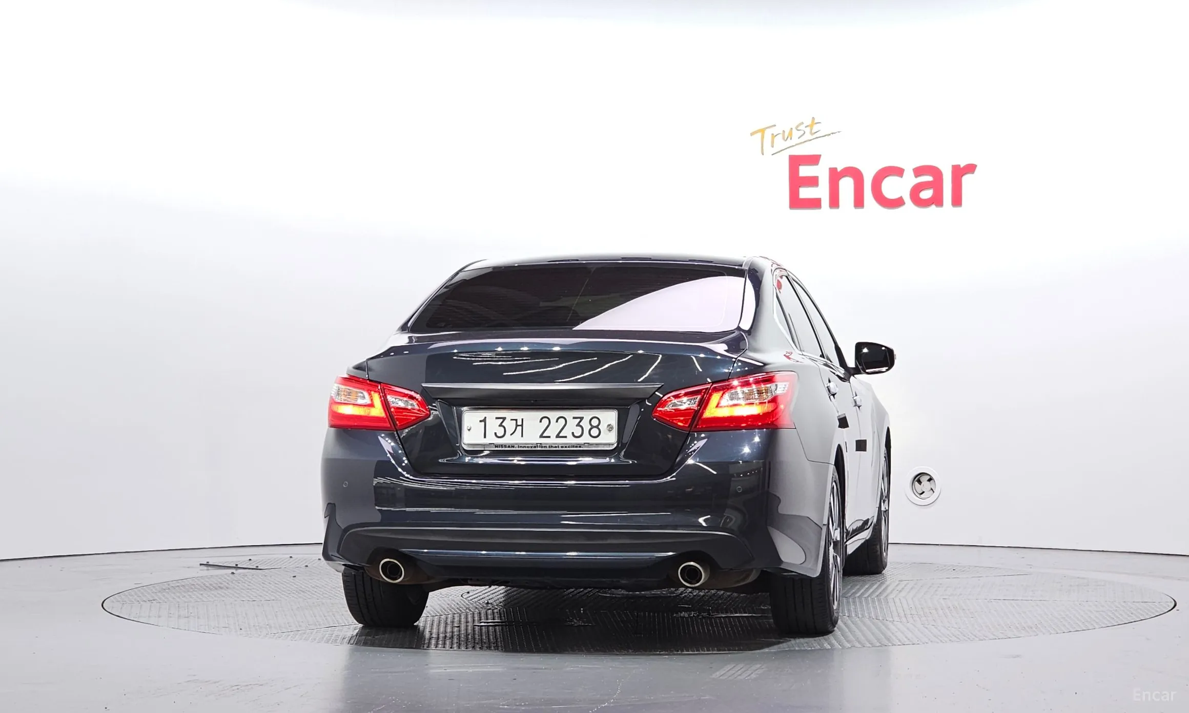 Nissan Altima превью 4