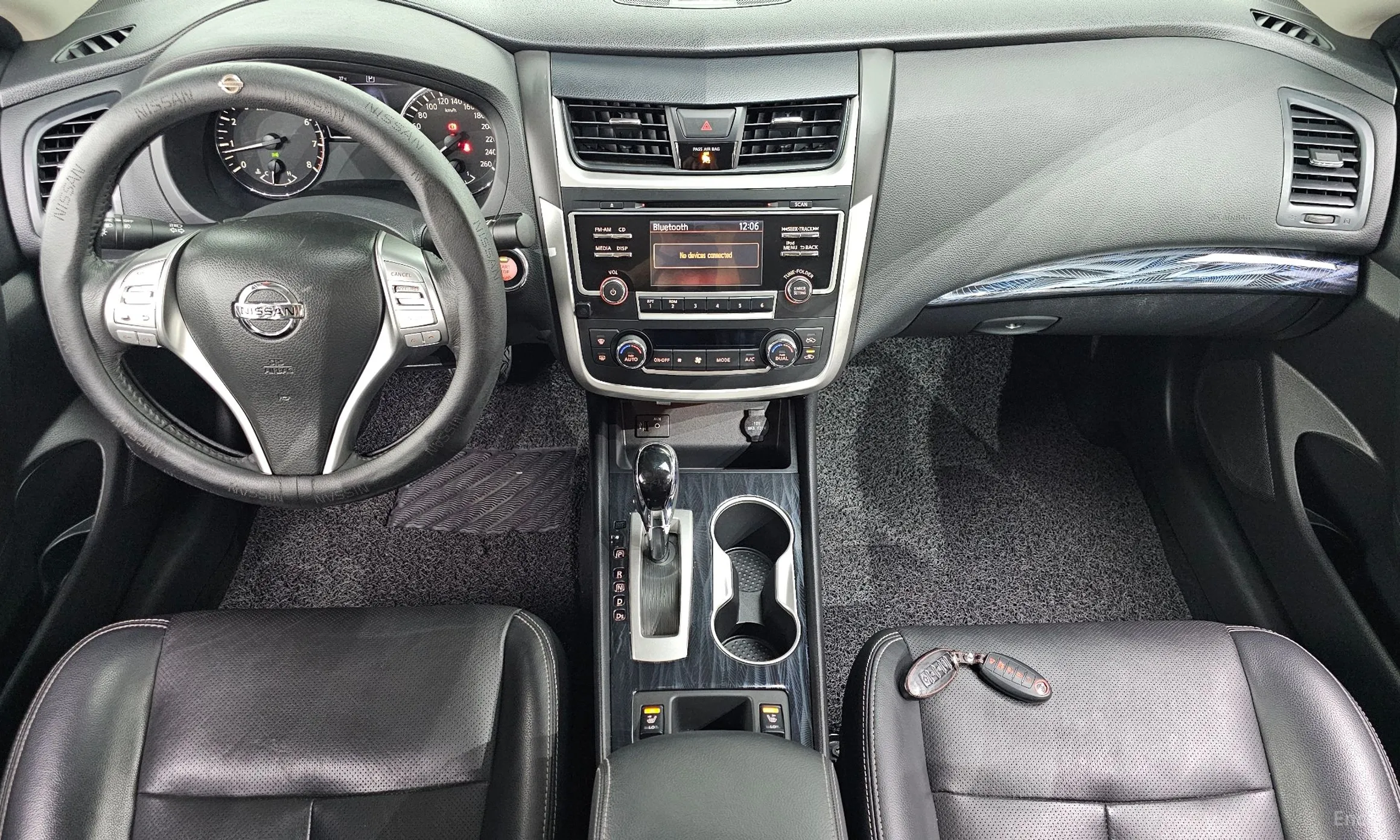 Nissan Altima превью 7