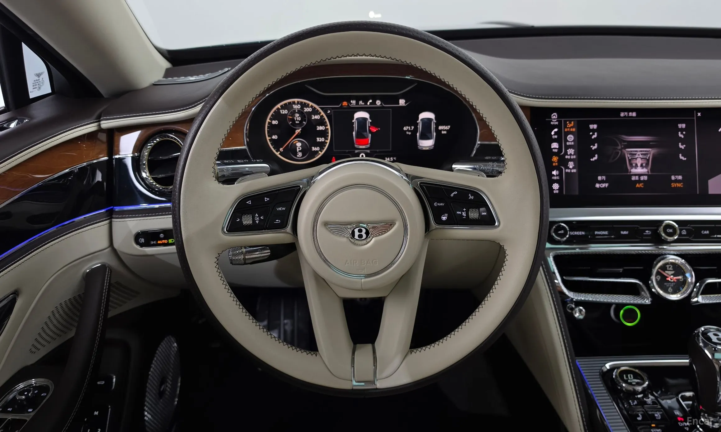 Bentley Flying Spur 3rd Generation превью 12