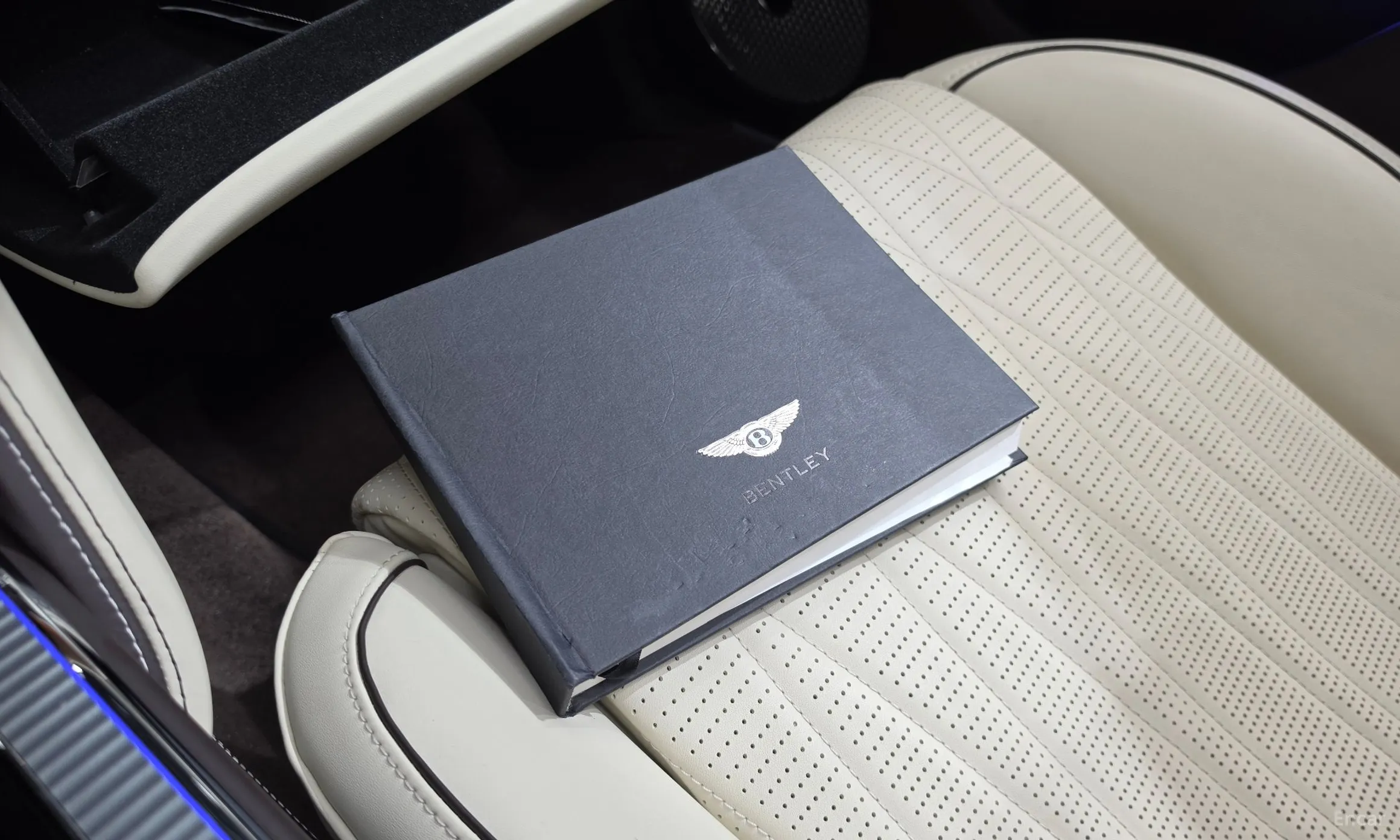 Bentley Flying Spur 3rd Generation превью 16