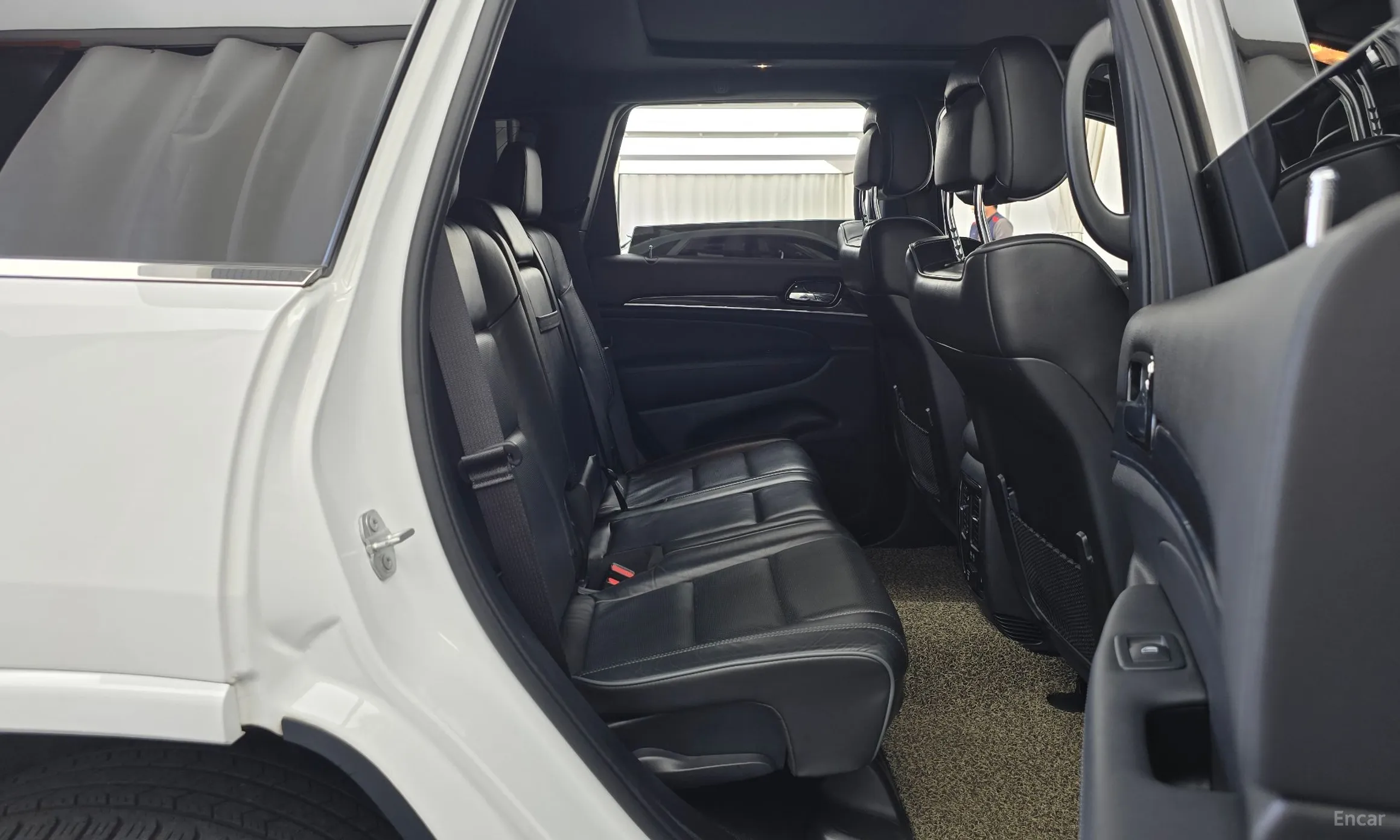 Jeep Grand Cherokee превью 11
