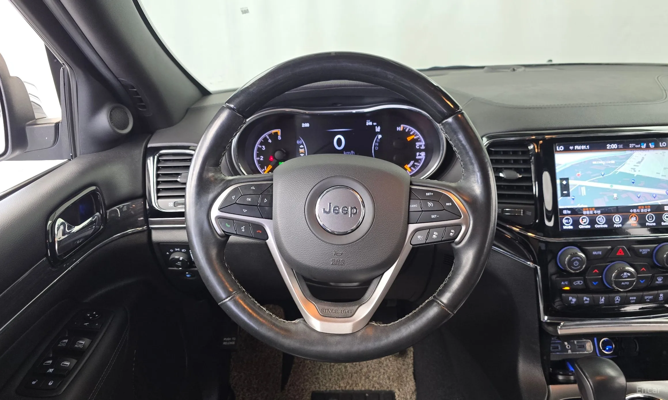 Jeep Grand Cherokee превью 13