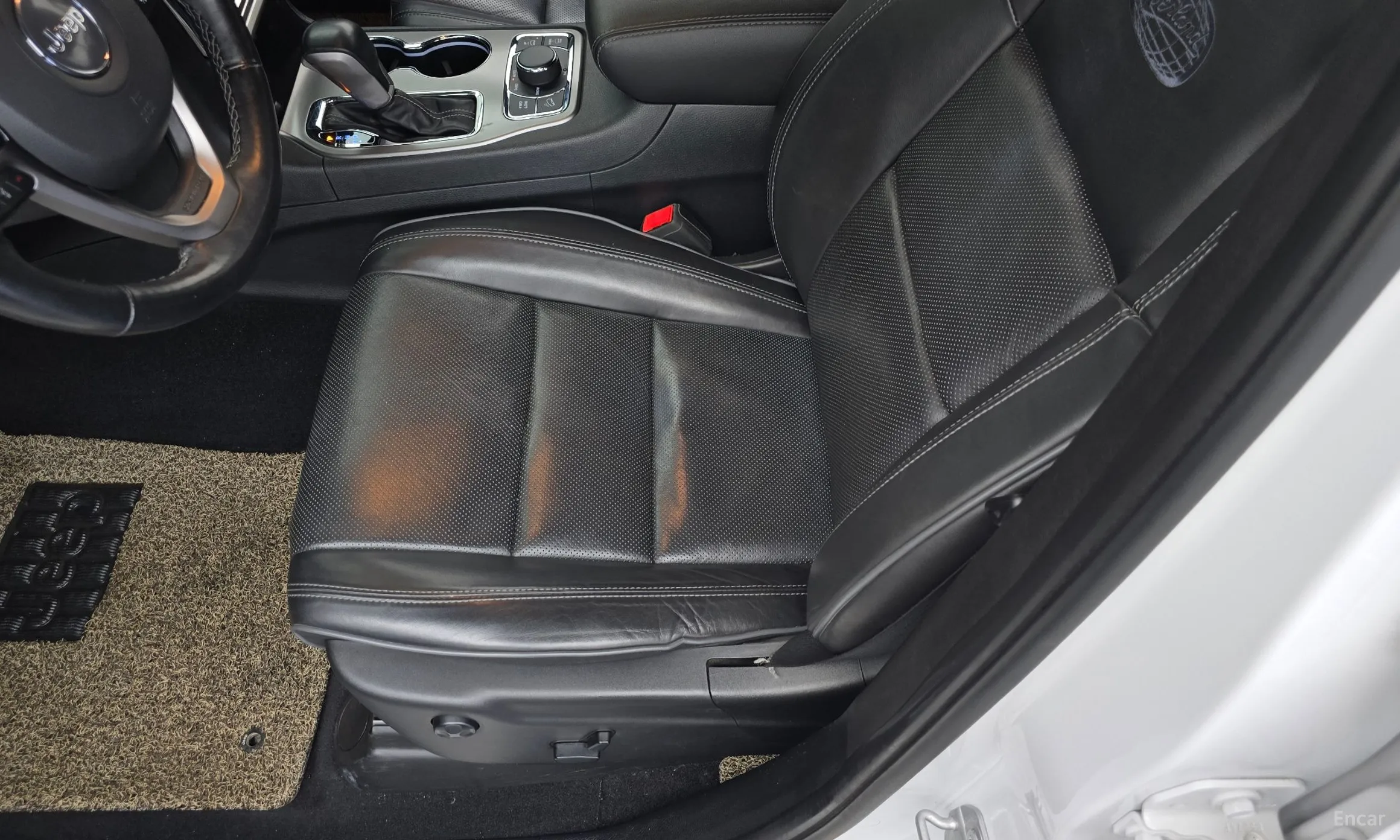 Jeep Grand Cherokee превью 19