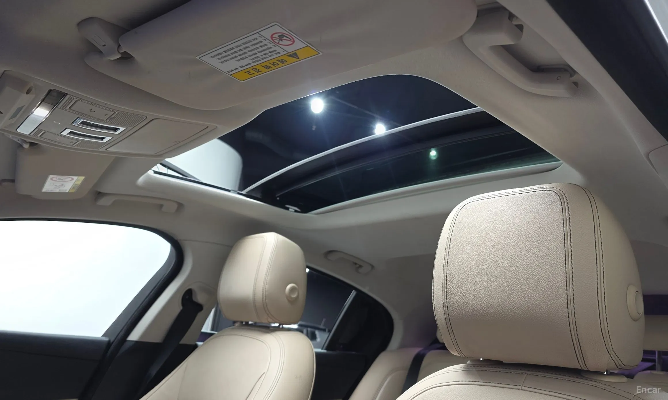 Jaguar XE превью 18
