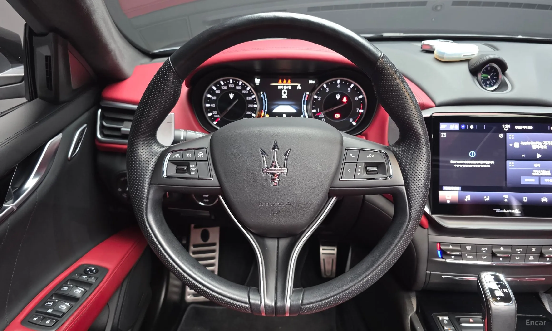 Maserati Ghibli превью 14
