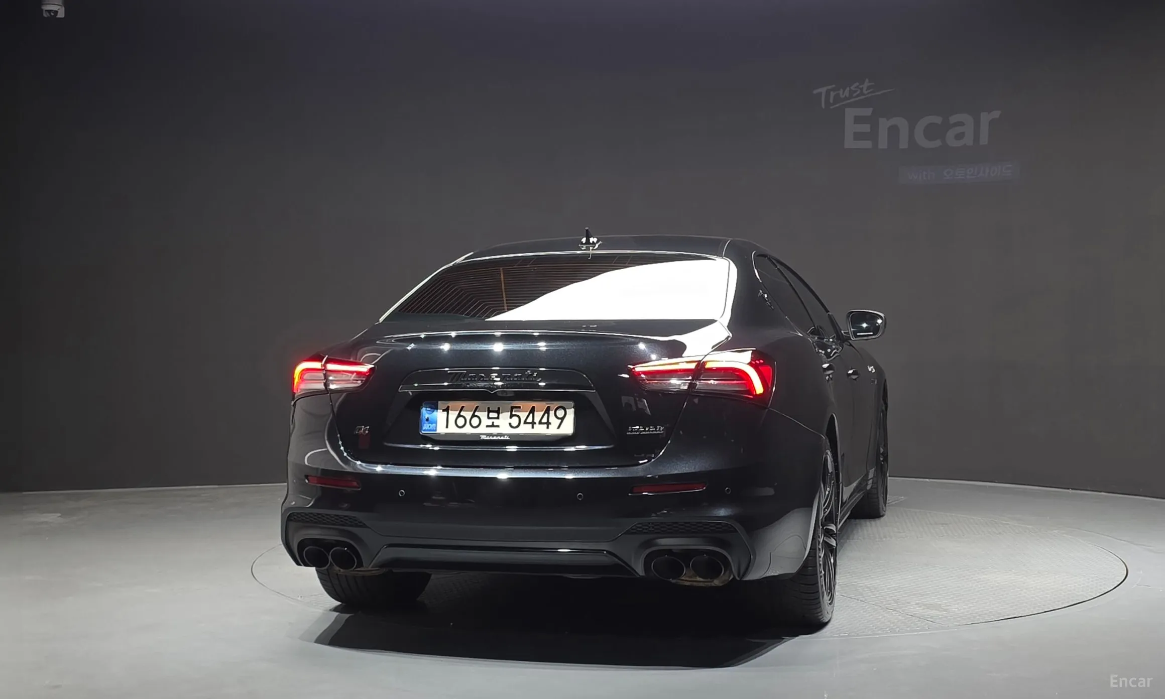 Maserati Ghibli превью 4