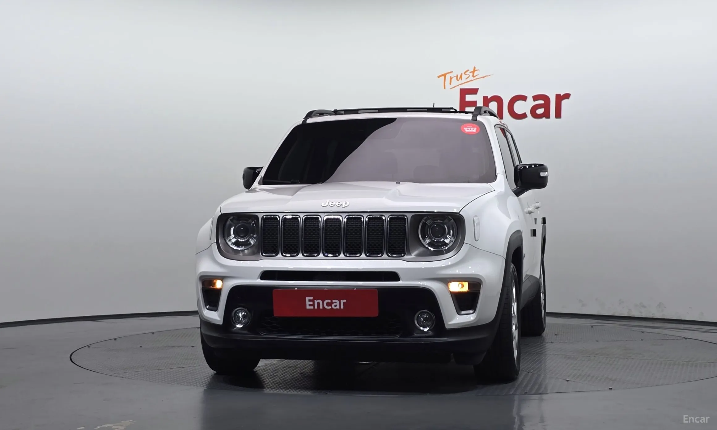 Jeep Renegade превью 3