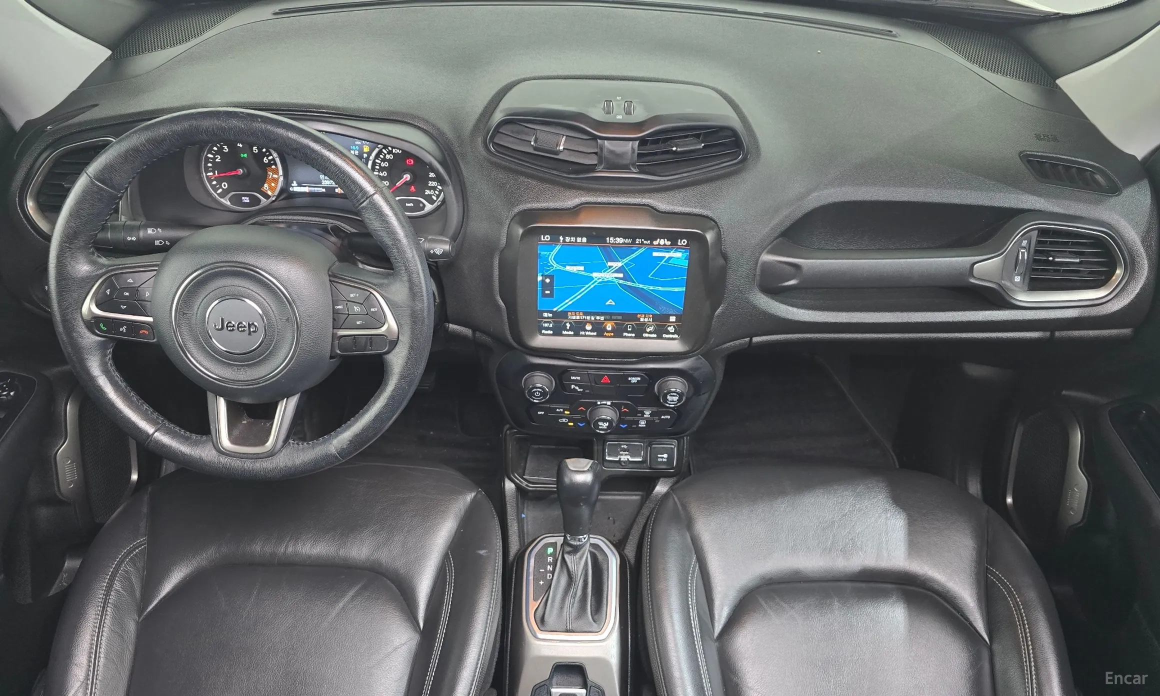 Jeep Renegade превью 7