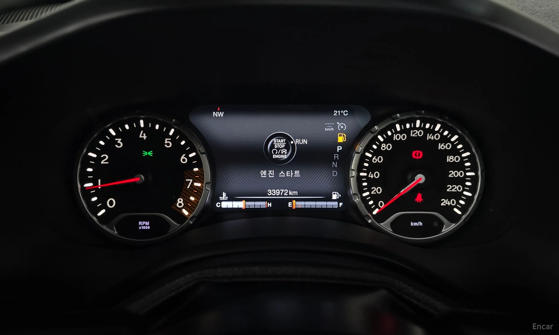 Jeep Renegade превью 8