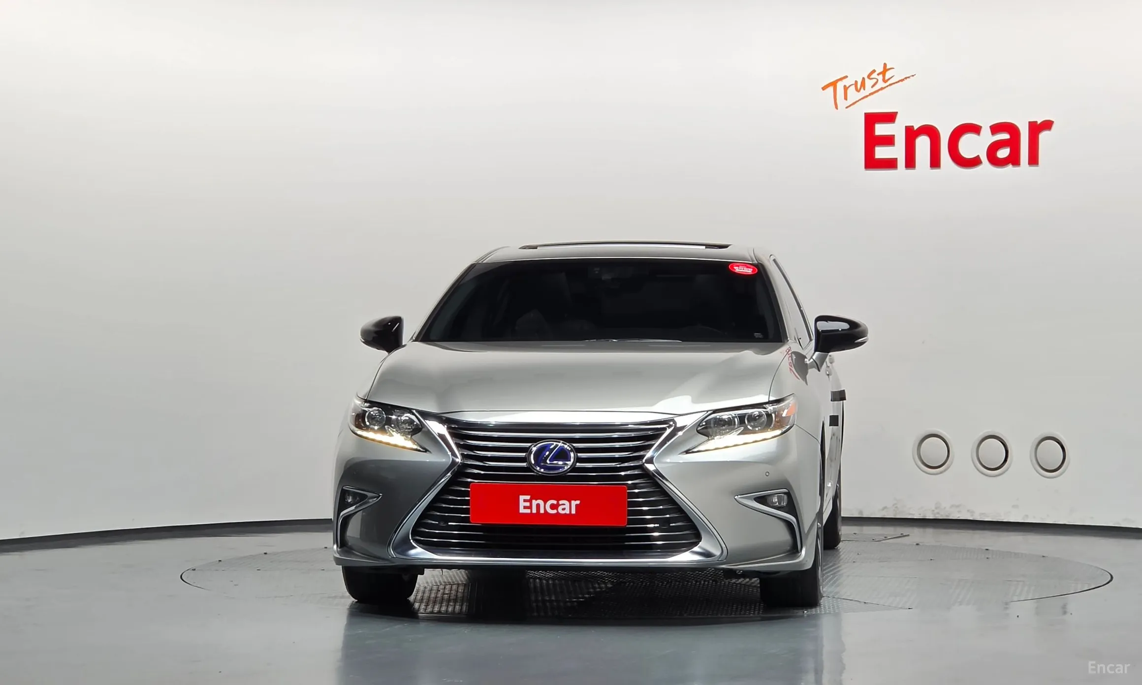 Lexus New ES300h превью 3