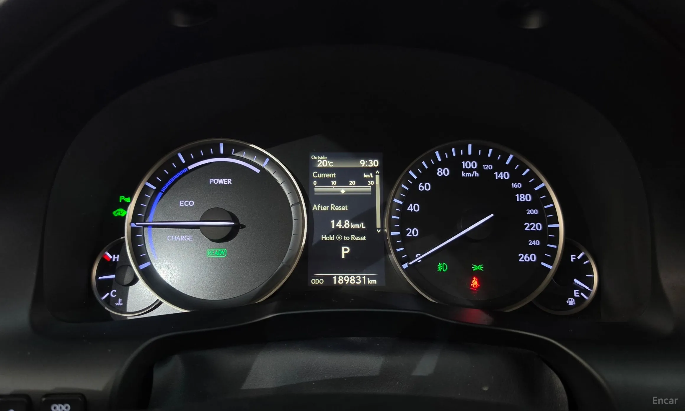 Lexus New ES300h превью 8