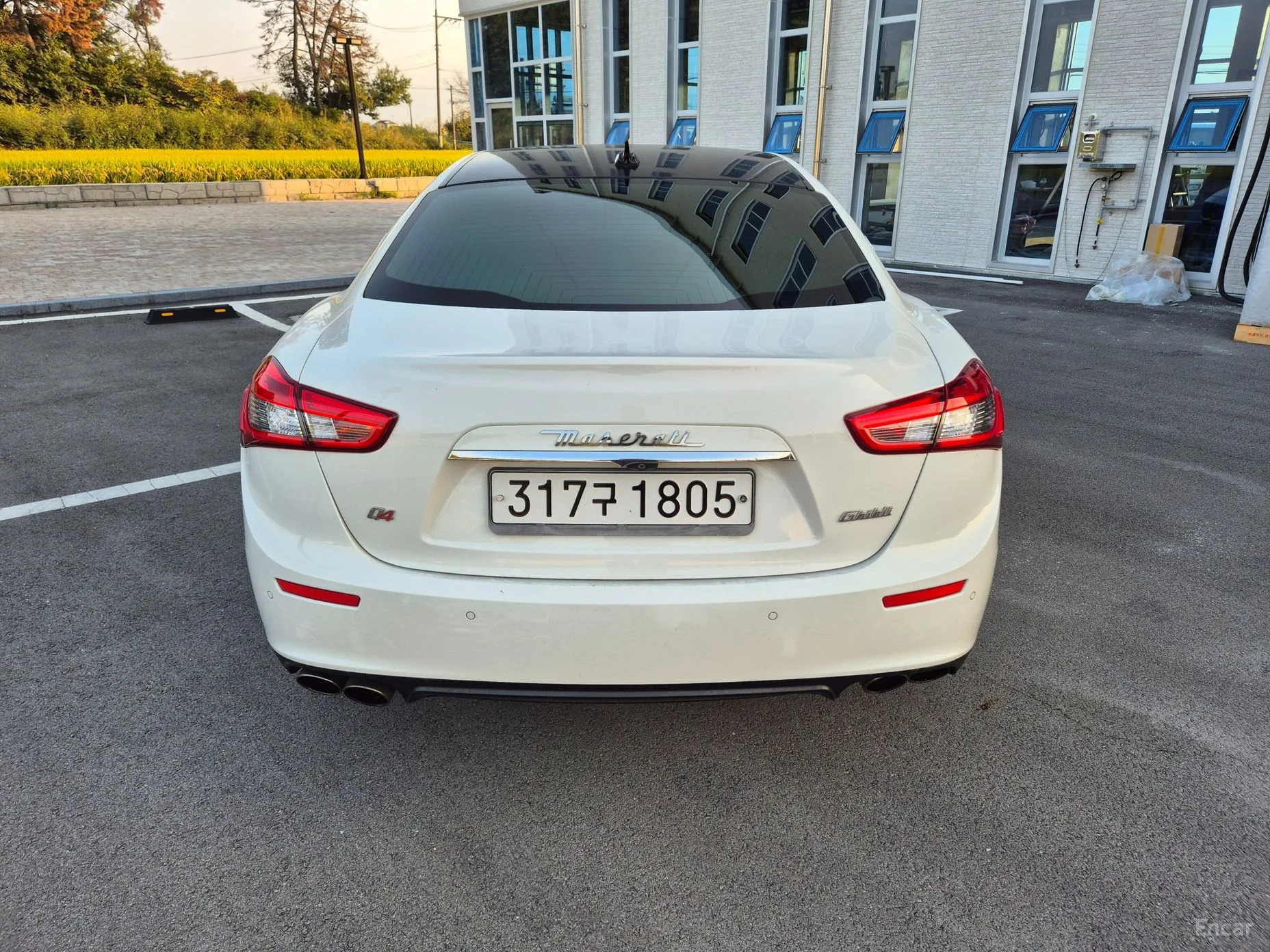 Maserati Ghibli превью 2