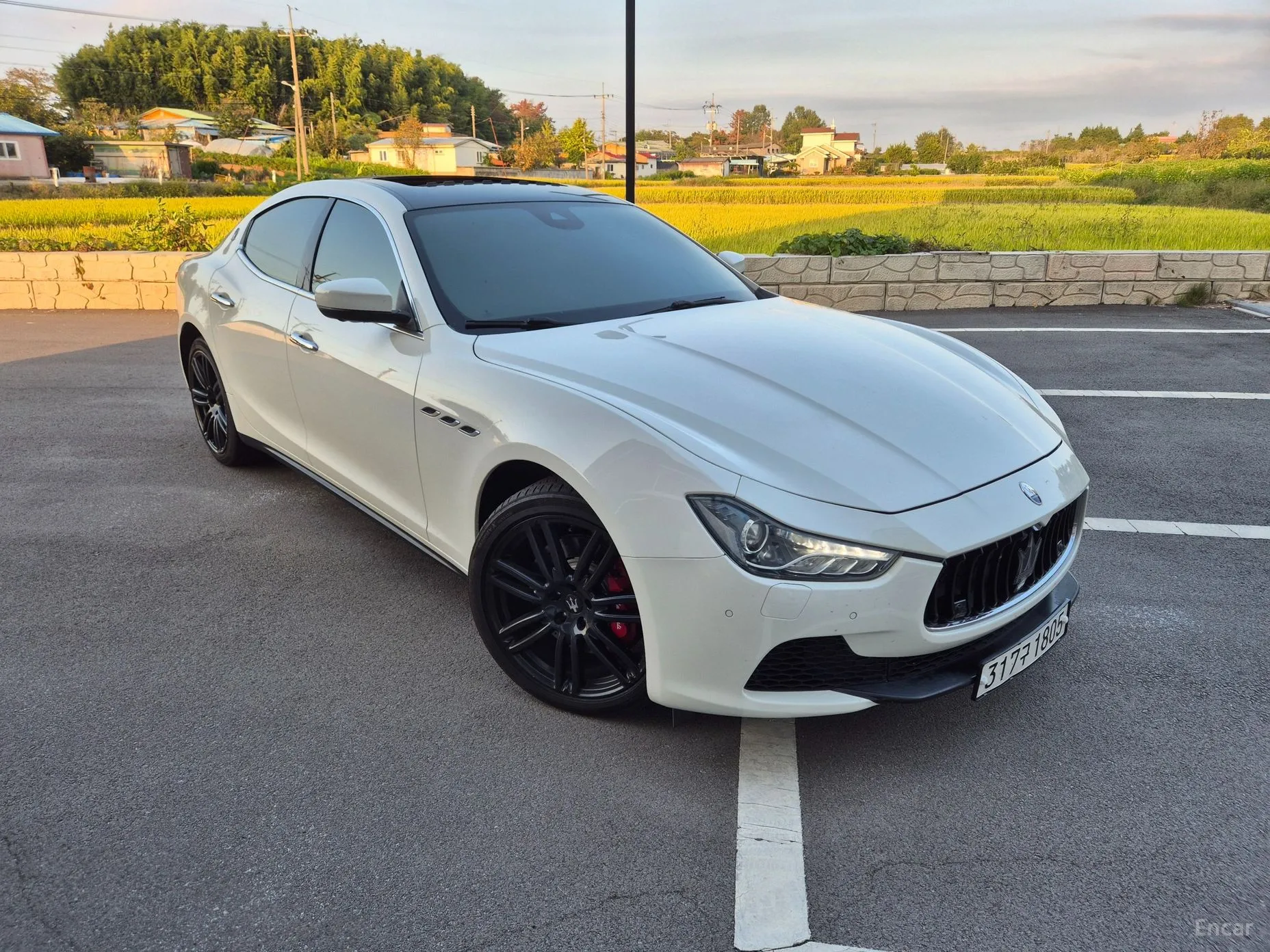 Maserati Ghibli превью 5