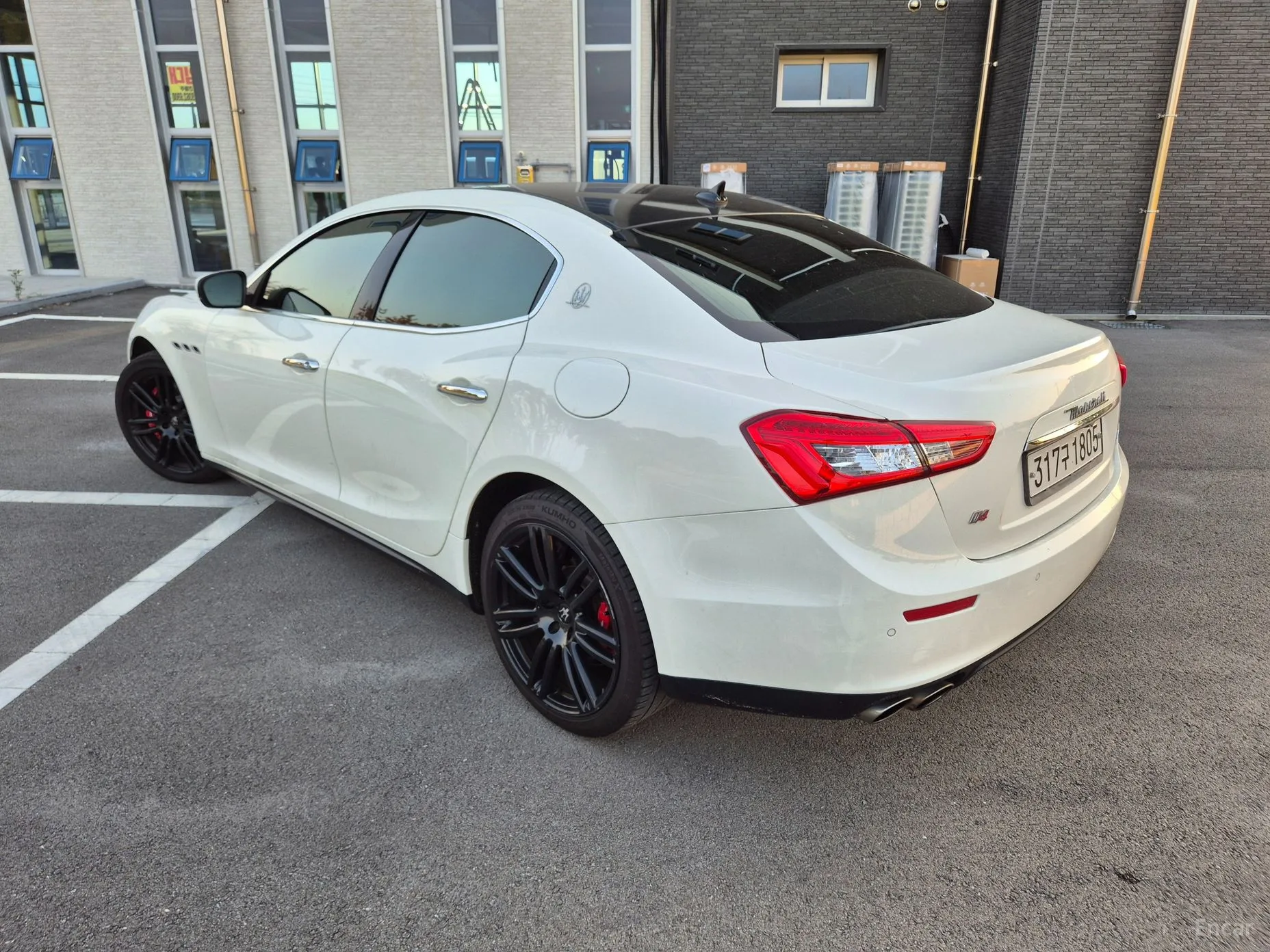Maserati Ghibli превью 6